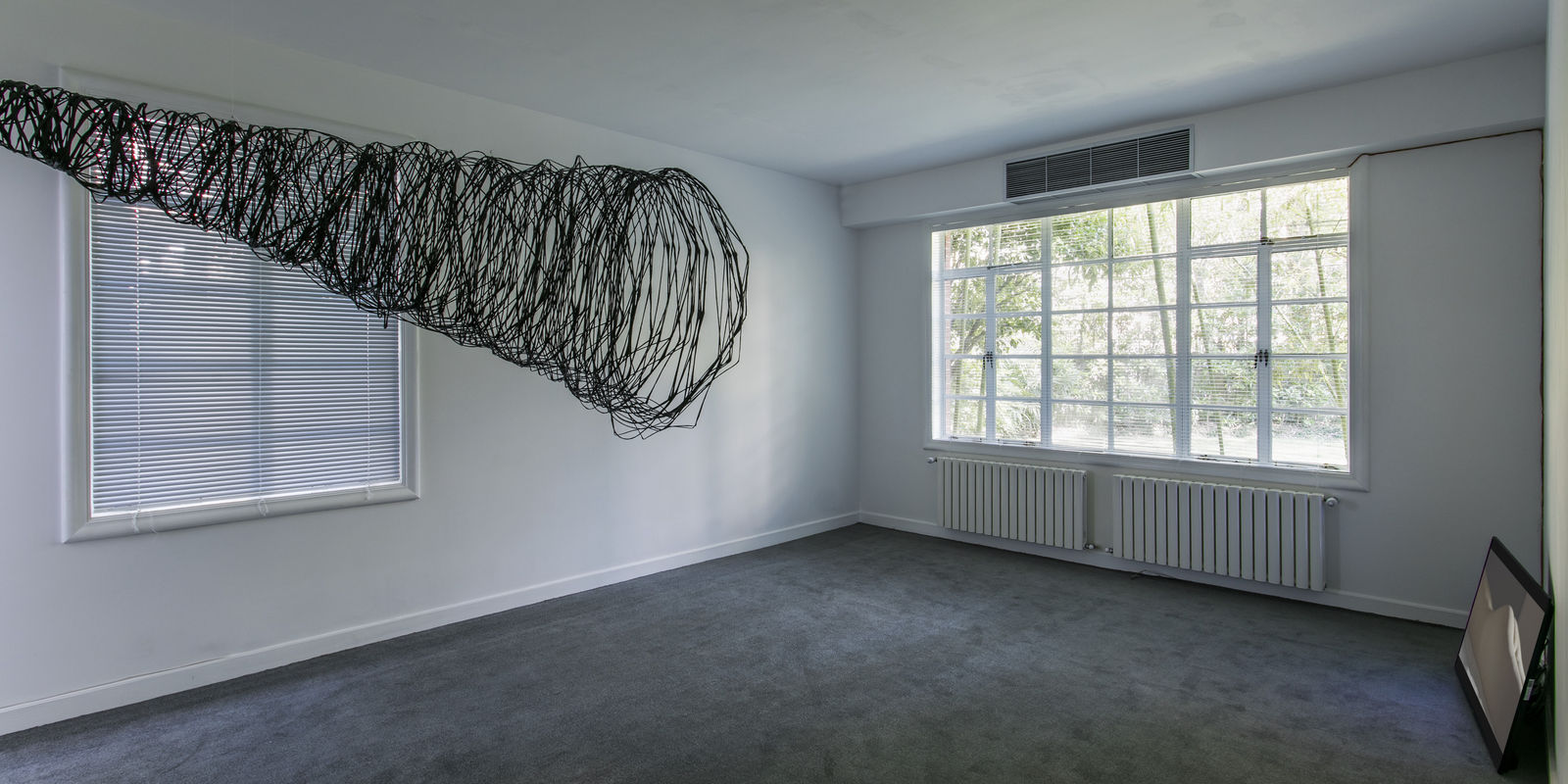 Feng Chen 冯晨, The Darker Side of Light 光的背面, 2017