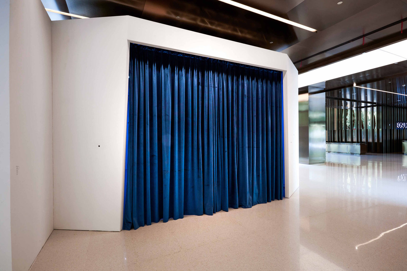 Feng Chen 冯晨, Sketch 1-8 简单的形状 1-8, 2018