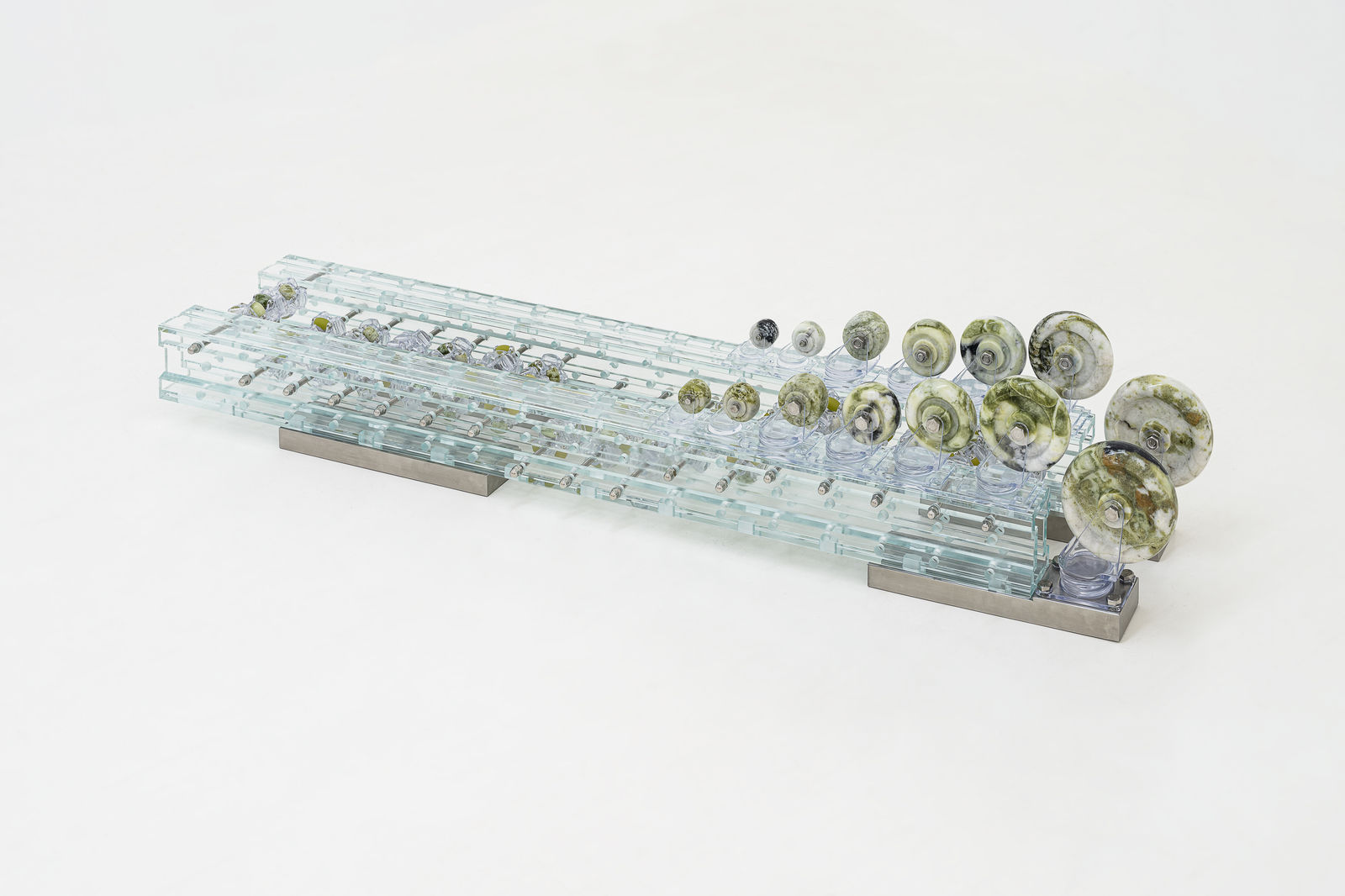 Leelee Chan 陳麗同, Blindfold Receptor (Crawling Jewel–Moss III) 蒙眼感知器（趴行宝石—青苔III）, 2023