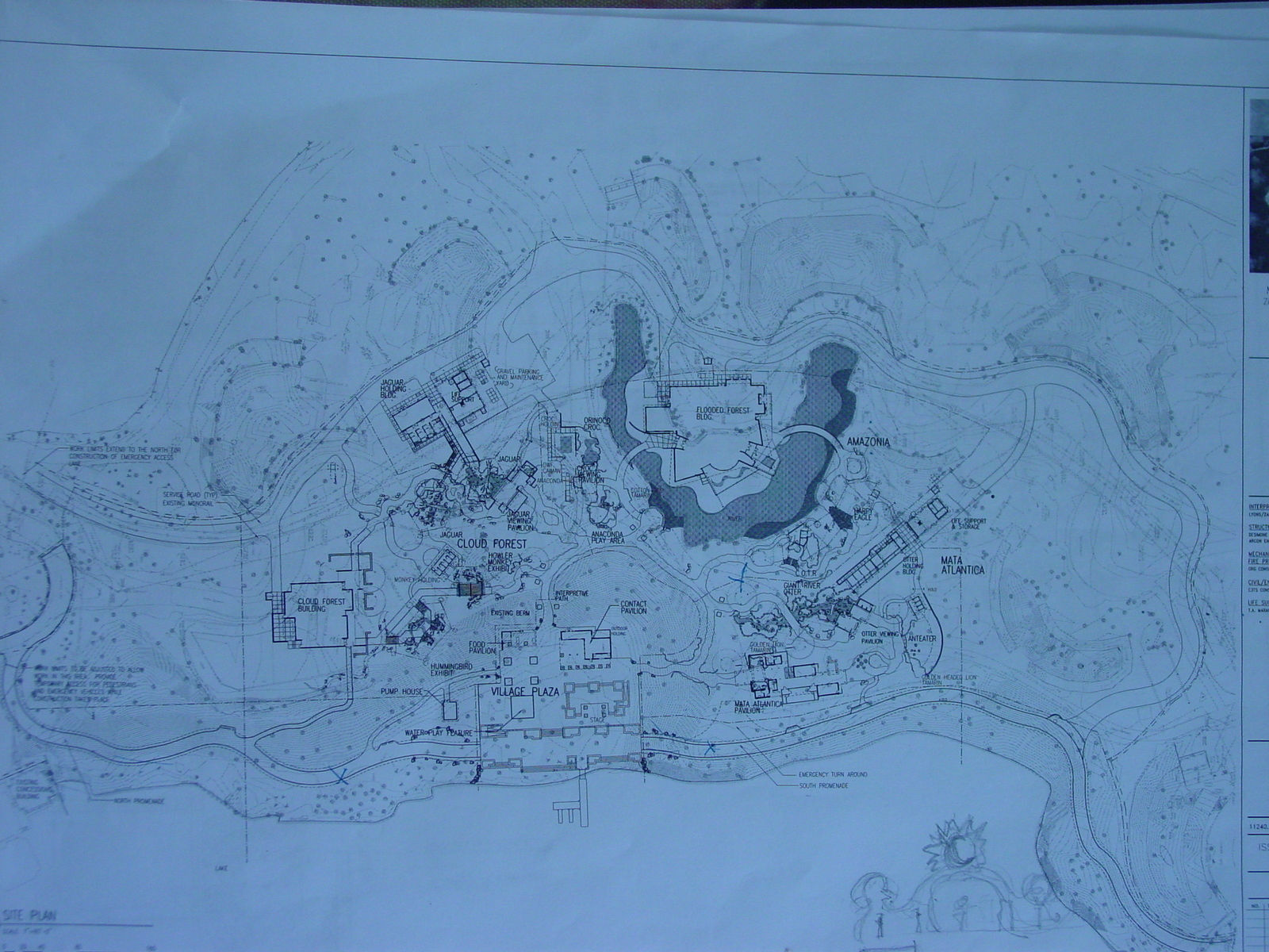 Carlos Betancourt in collaboration with Alberto Latorre, Still Zoo ( public art commission), 2008