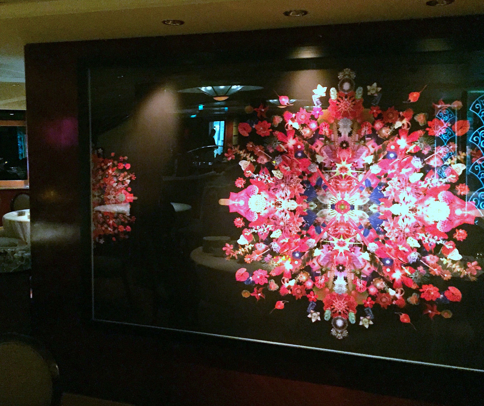 Carlos Betancourt, Infinity Re-Collections; site specific corporate art commission (Artwork on site), 2011