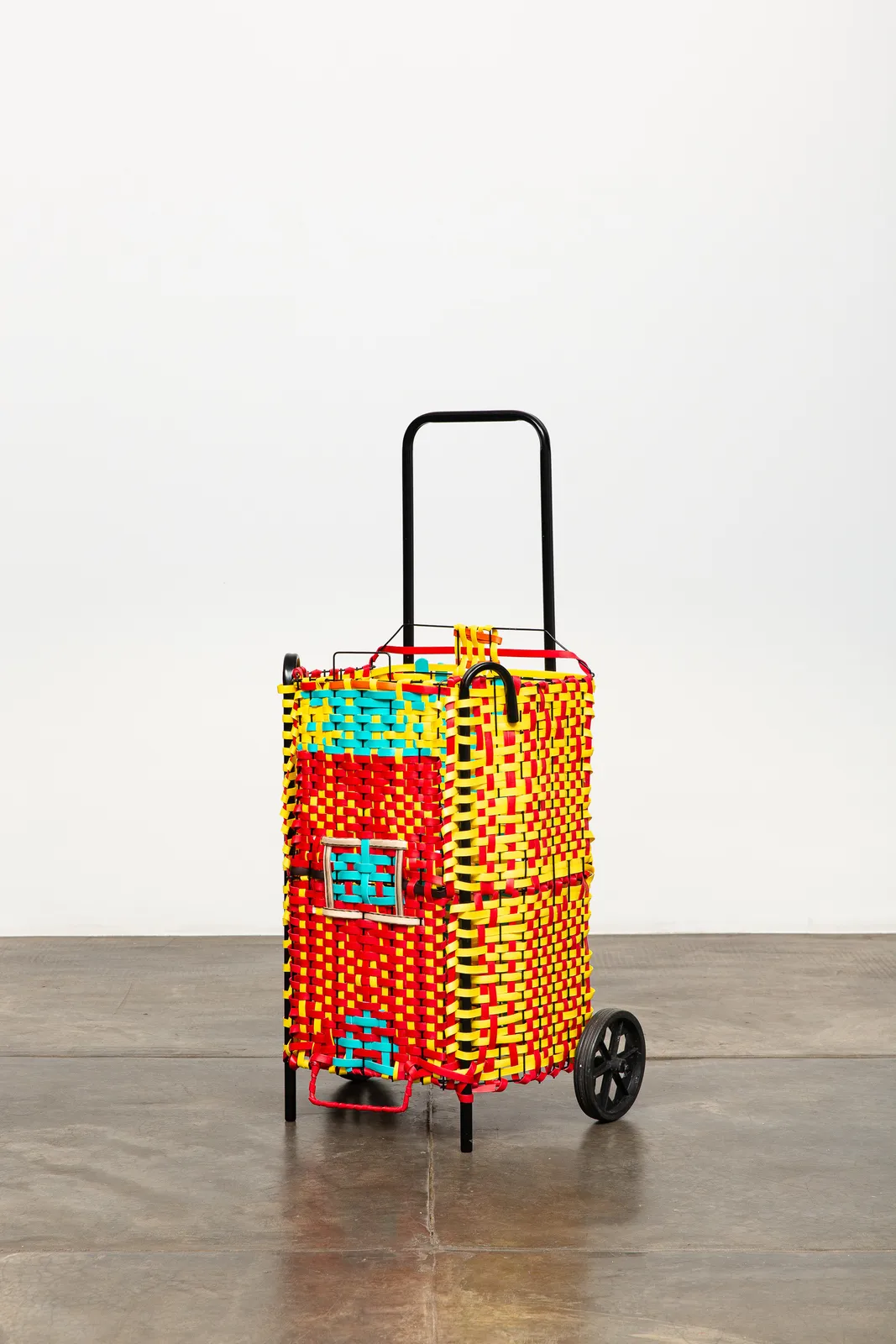 Kókir, Emin/Caminho , 2025