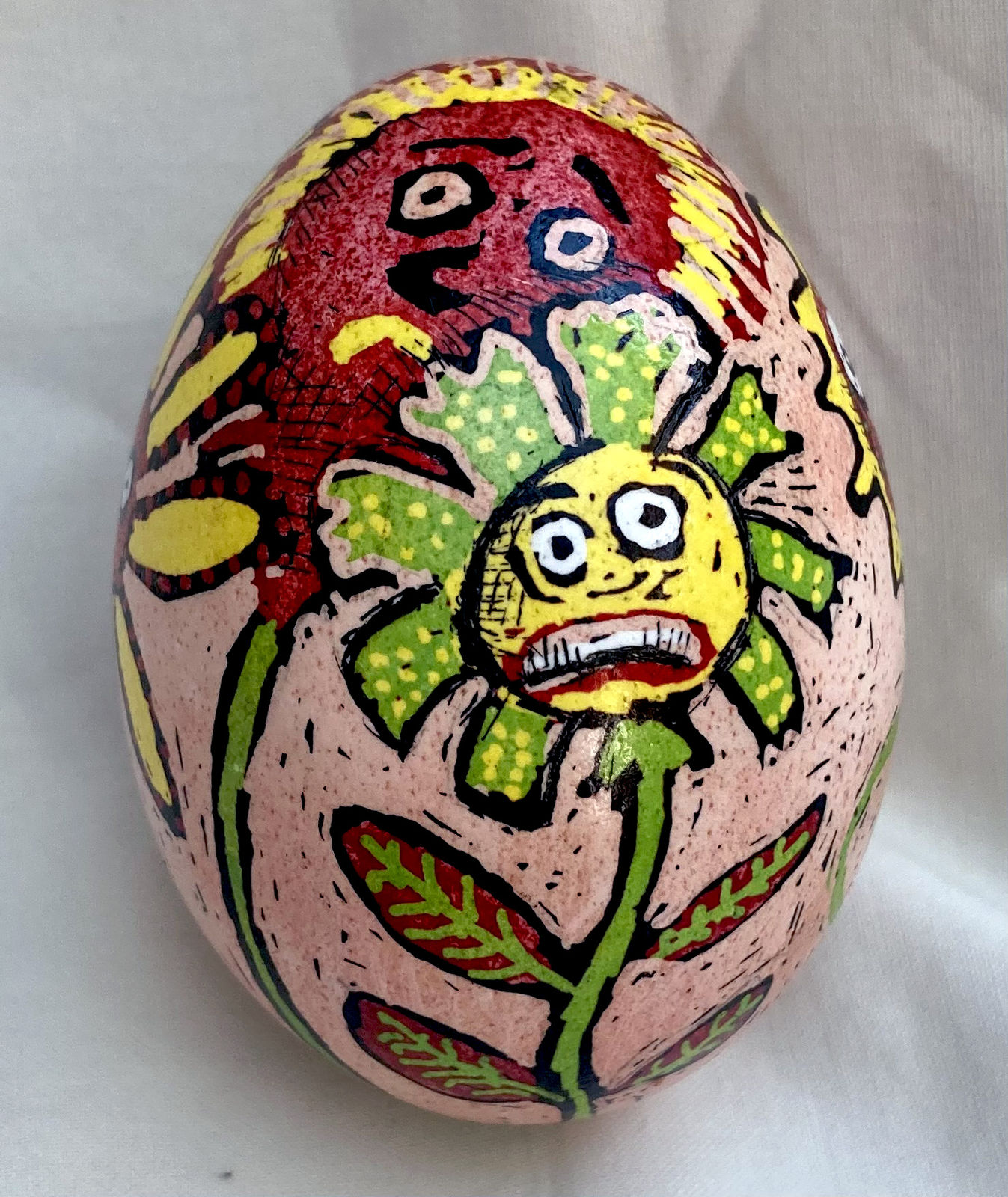 Roz Chast Flowers, 2022 eggshell. dye and polyurethane 2.25 x 1.625 inches (CHAST 393)