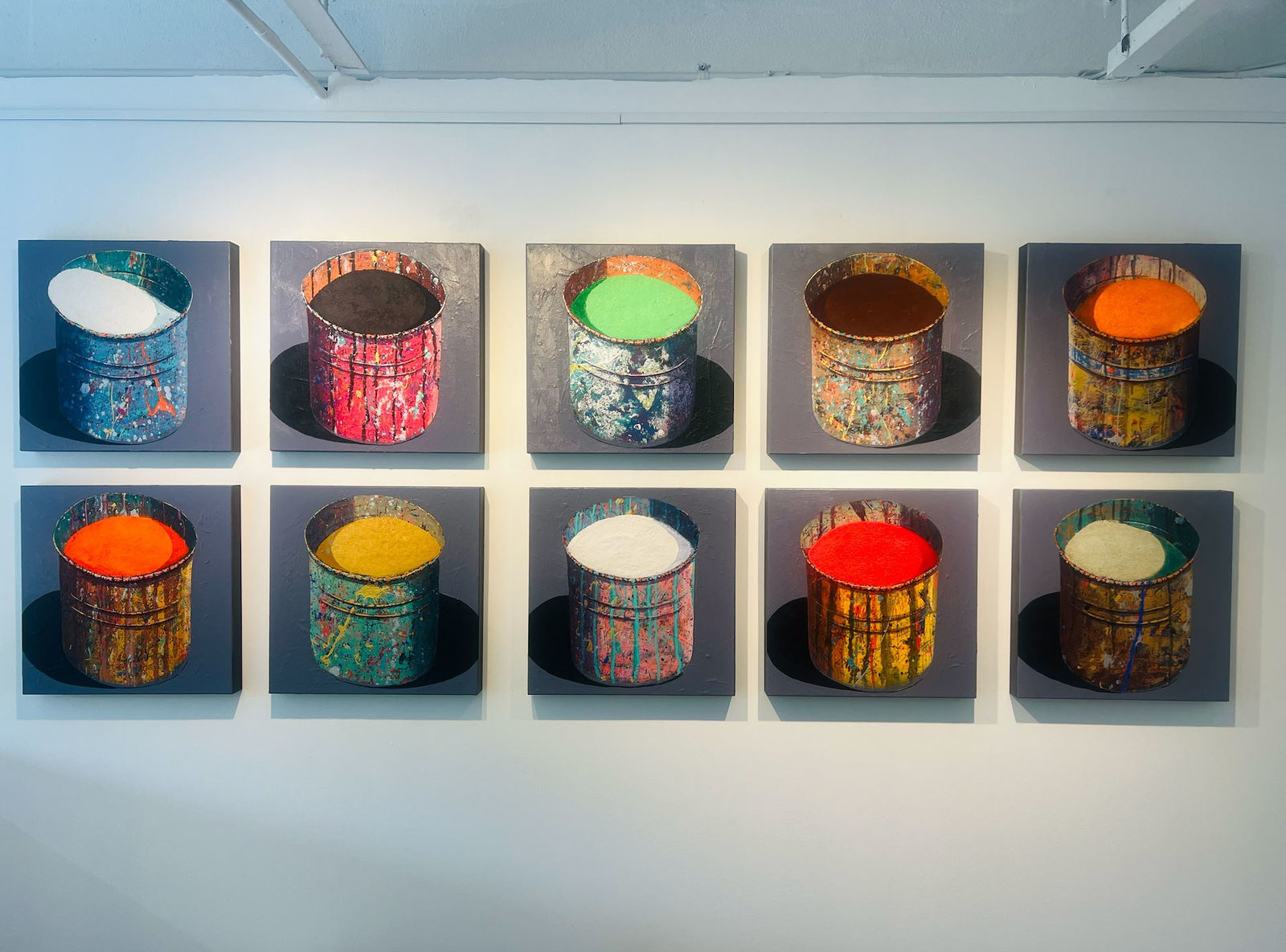 “Composition 10 pots -fonds GRIS