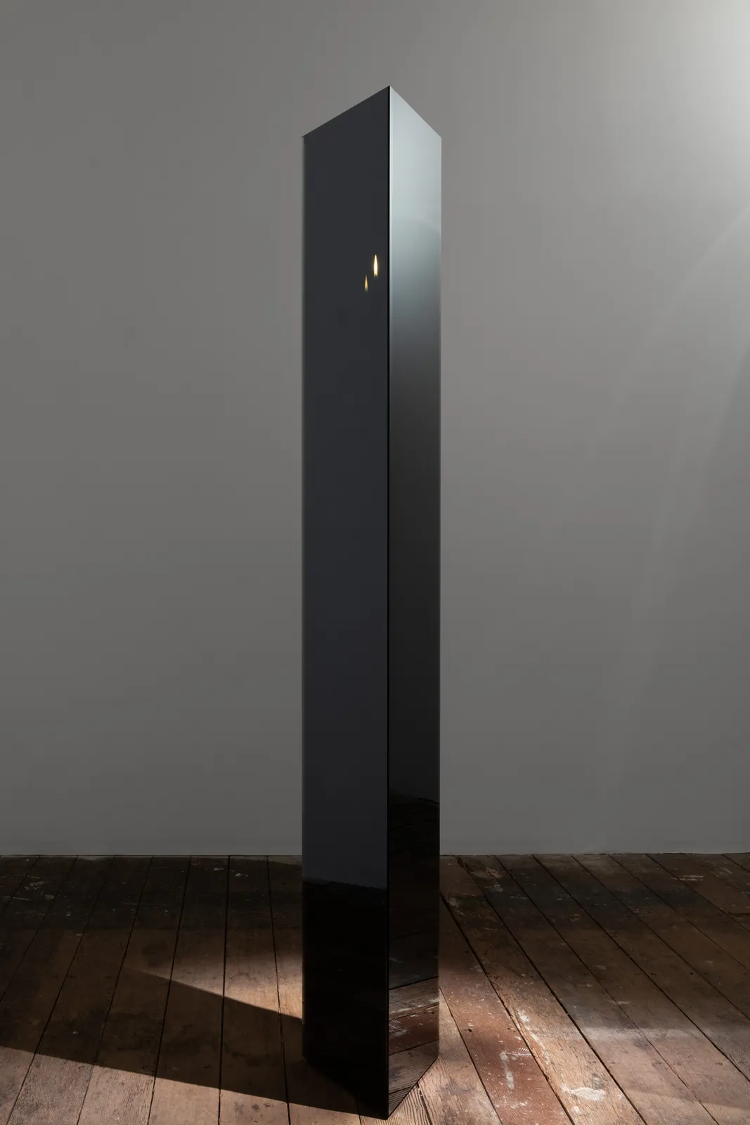 Jeppe Hein, Third Eye Triangular, 2017