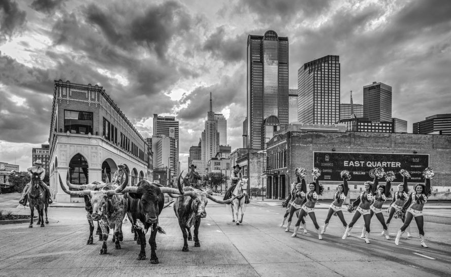 David Yarrow, The Dallas Cowboys (B&W), 2020