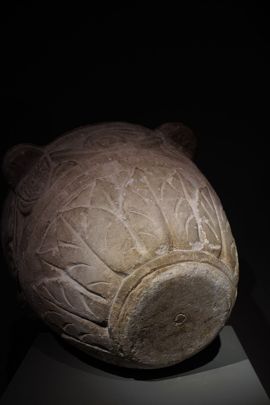 MORTAR WITH FLORAL DECORATIONS AFTER THE ANTIQUE, Northern Italy, 19th Century