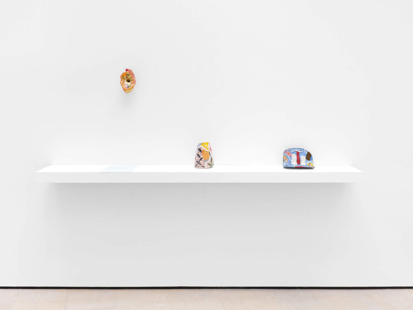 Matheus Chiaratti, Anoitece nas escadas do seu prédio (Abetarda) [Night falls on the stairs of your building (Abetarda series)], 2024