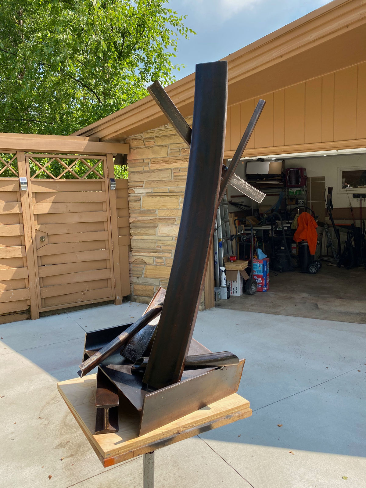 Gregory Steel, Still Standing, 2020