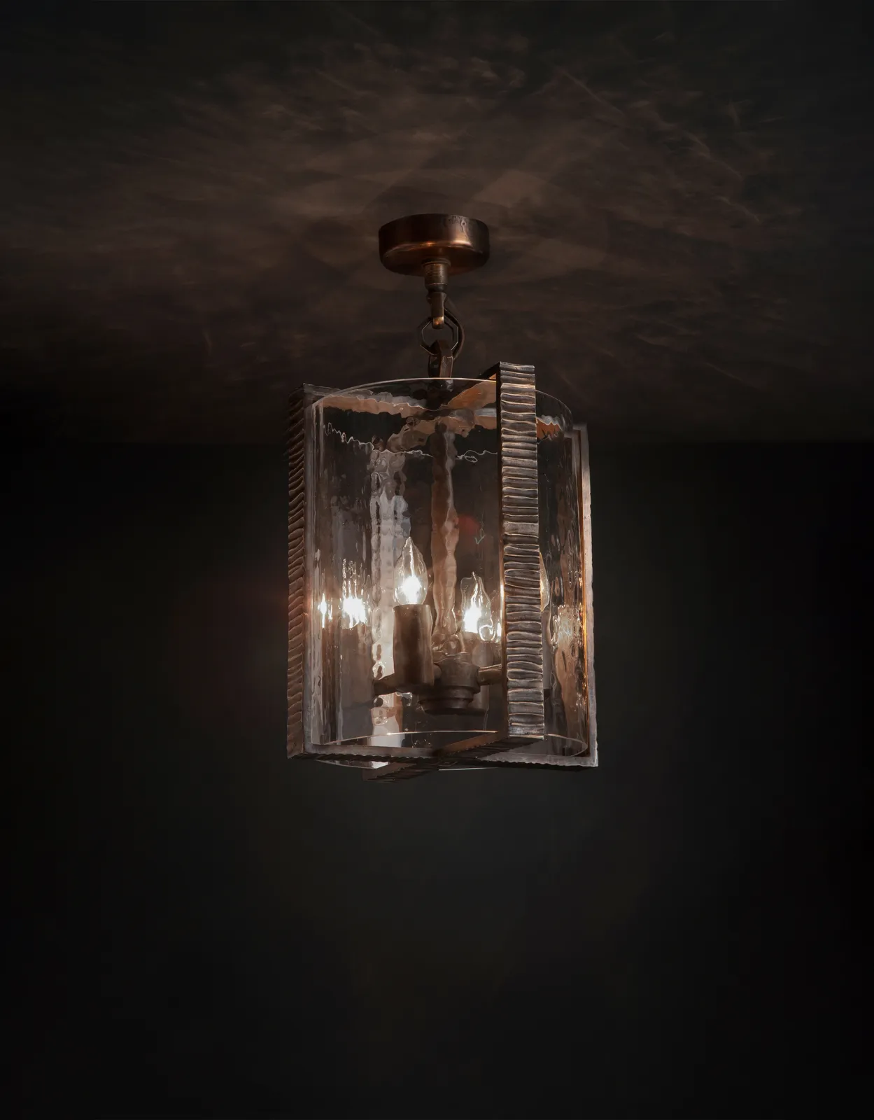 Simon Stewart, Darien Pendant, 2020