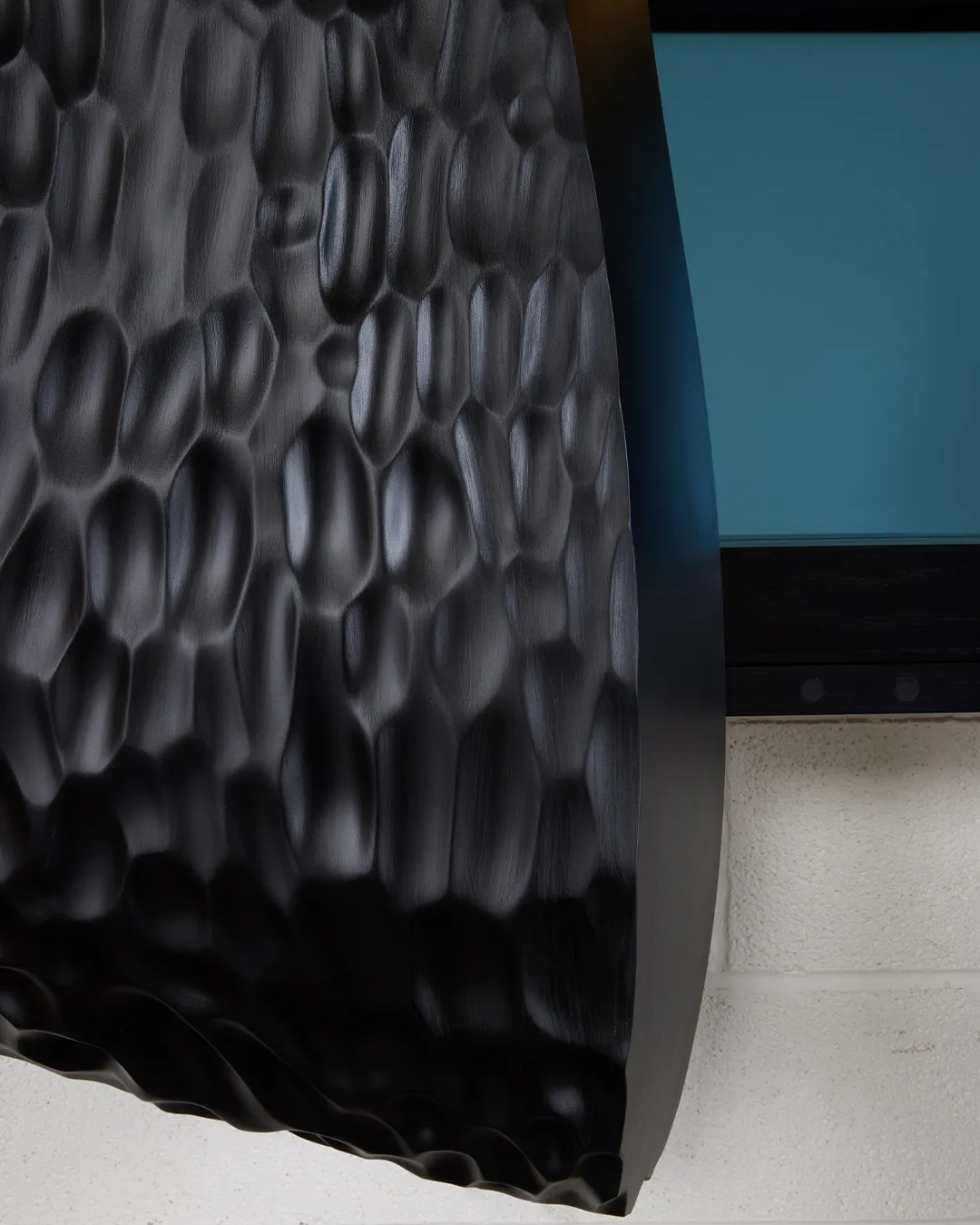 Simon Stewart, Den Bar, 2024