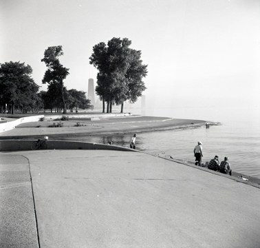 John Hendry, W-206 Entrance to Diversey Harbor, 1972