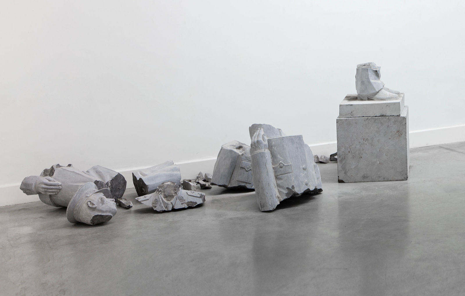 Zhao Zhao, Officer, 2011