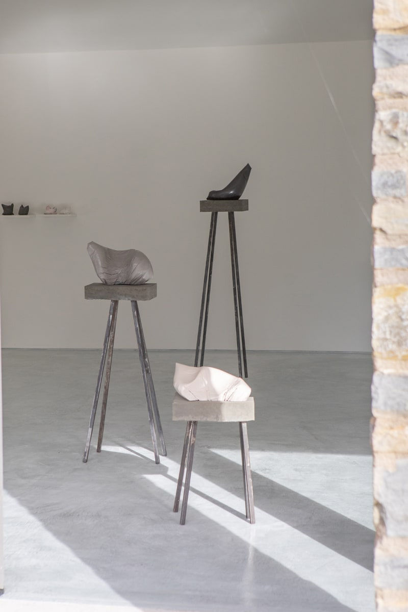 Helen Barff, Shoulder, Hip, Lap, 2016