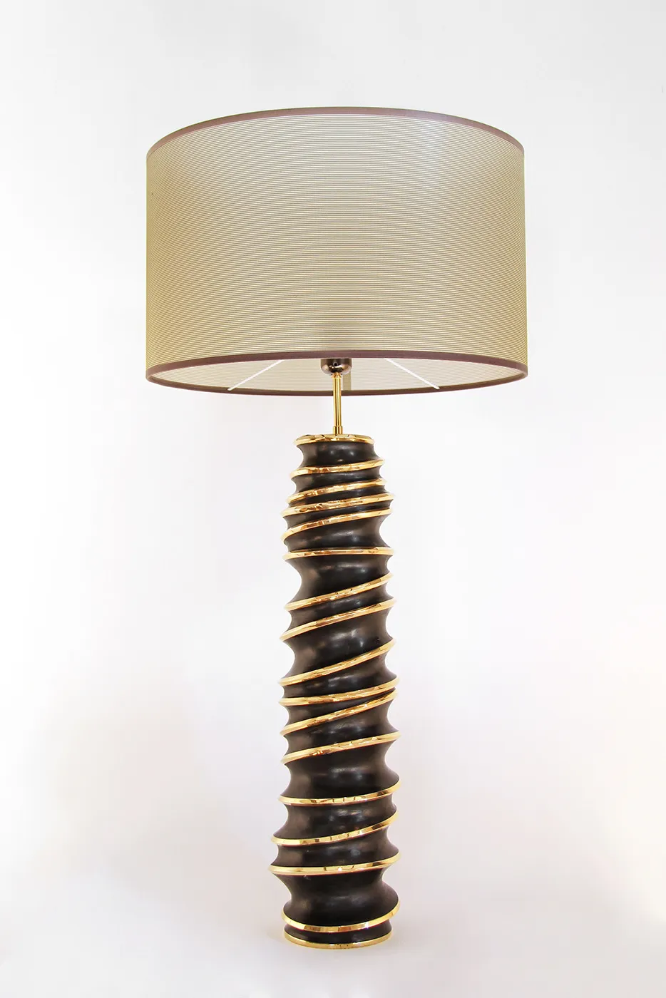 PENICAUD Mathilde, Lampe Turbule noir et or, 2020