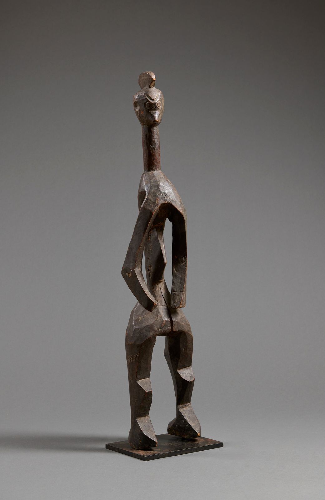 MUMUYE ARTIST, Figure, Nigeria, late 19th-early 20th century
