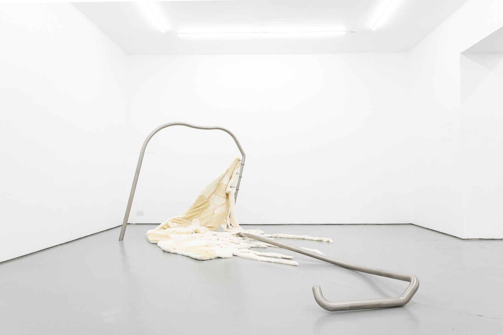 Kate Bohunnis, a healthy distance (part 2), 2022