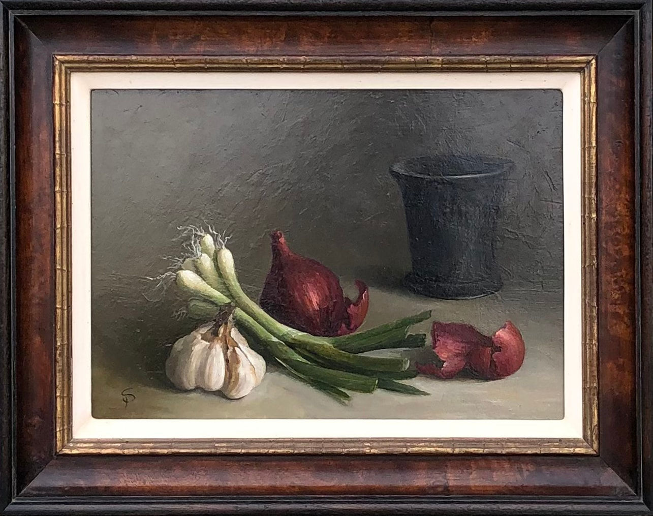 Susie Philipps, Onions, Garlic and Pot (Hungerford Gallery)
