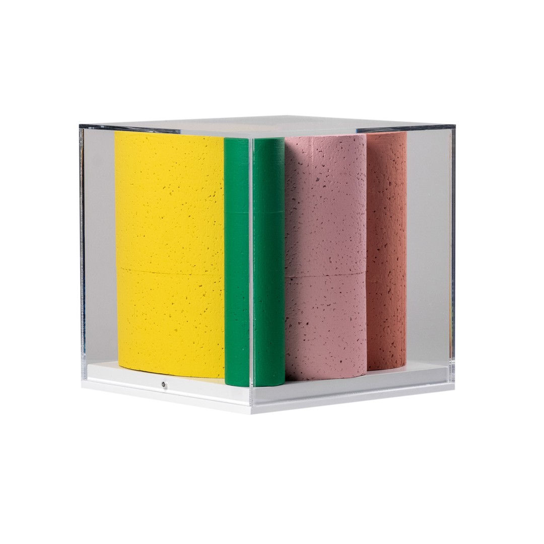 Sophie Smallhorn, Held forms, 2024