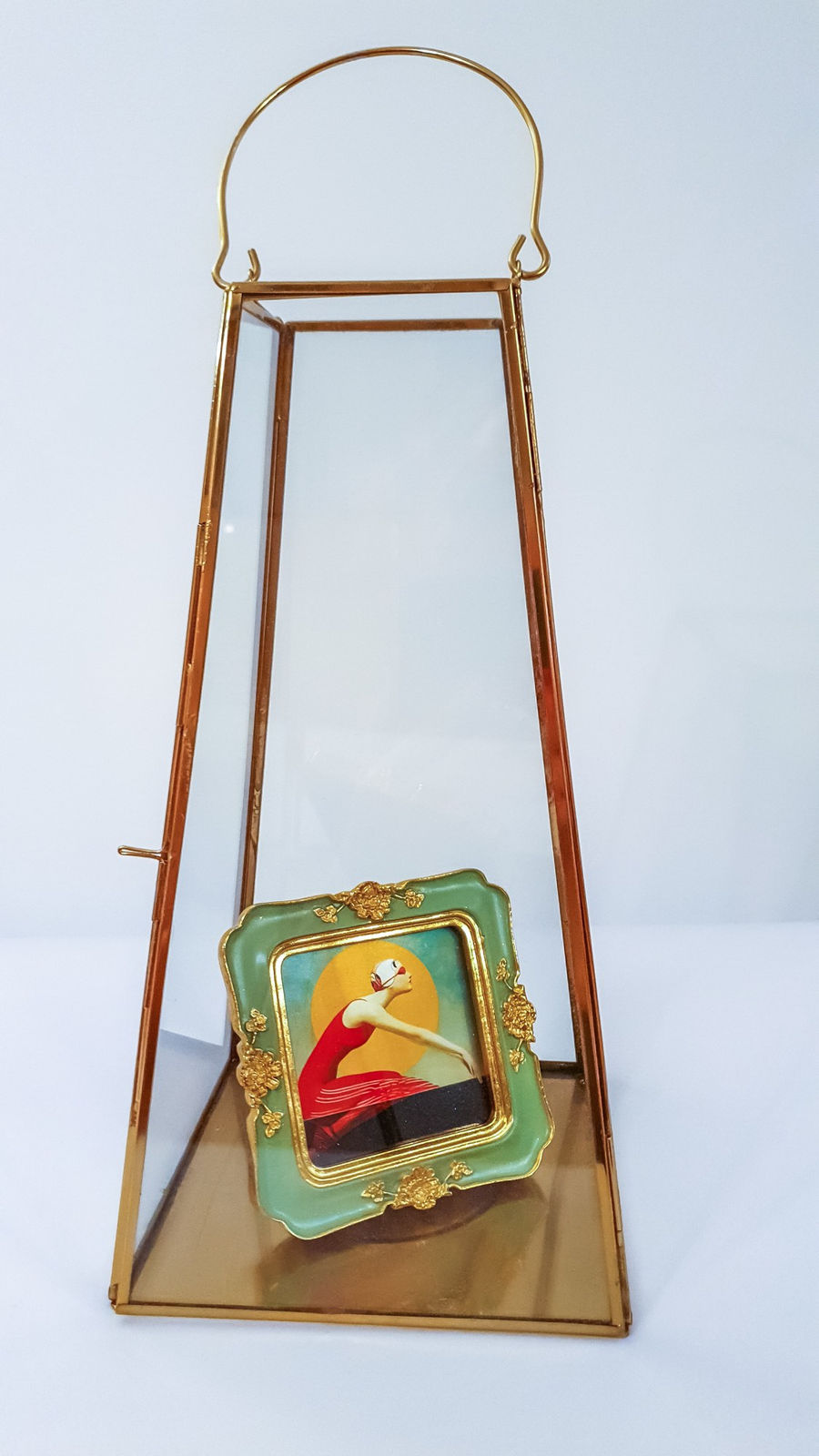 Cristina Schek, Glamarine Lantern I , 2026