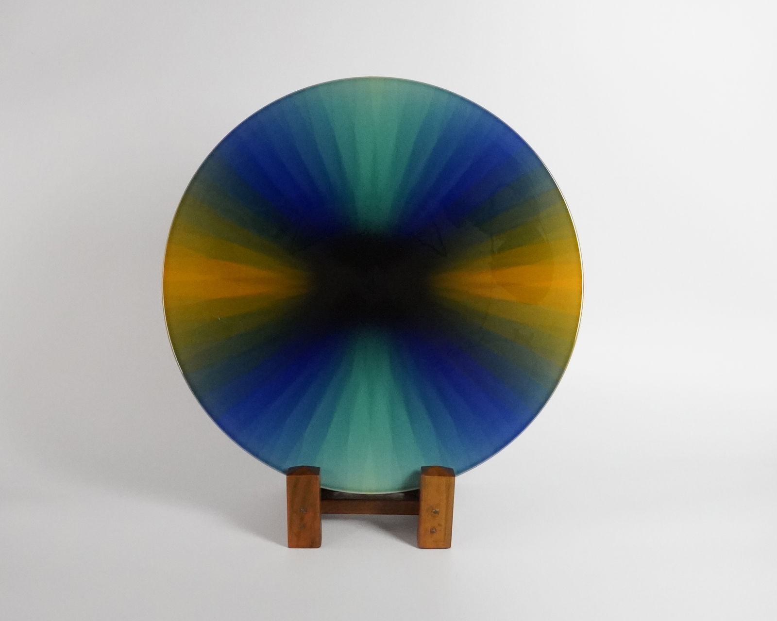 TOKUDA Yasokichi Ⅲ 3代 徳田八十吉, Plate with Polychrome Enamel Overglaze 旋律