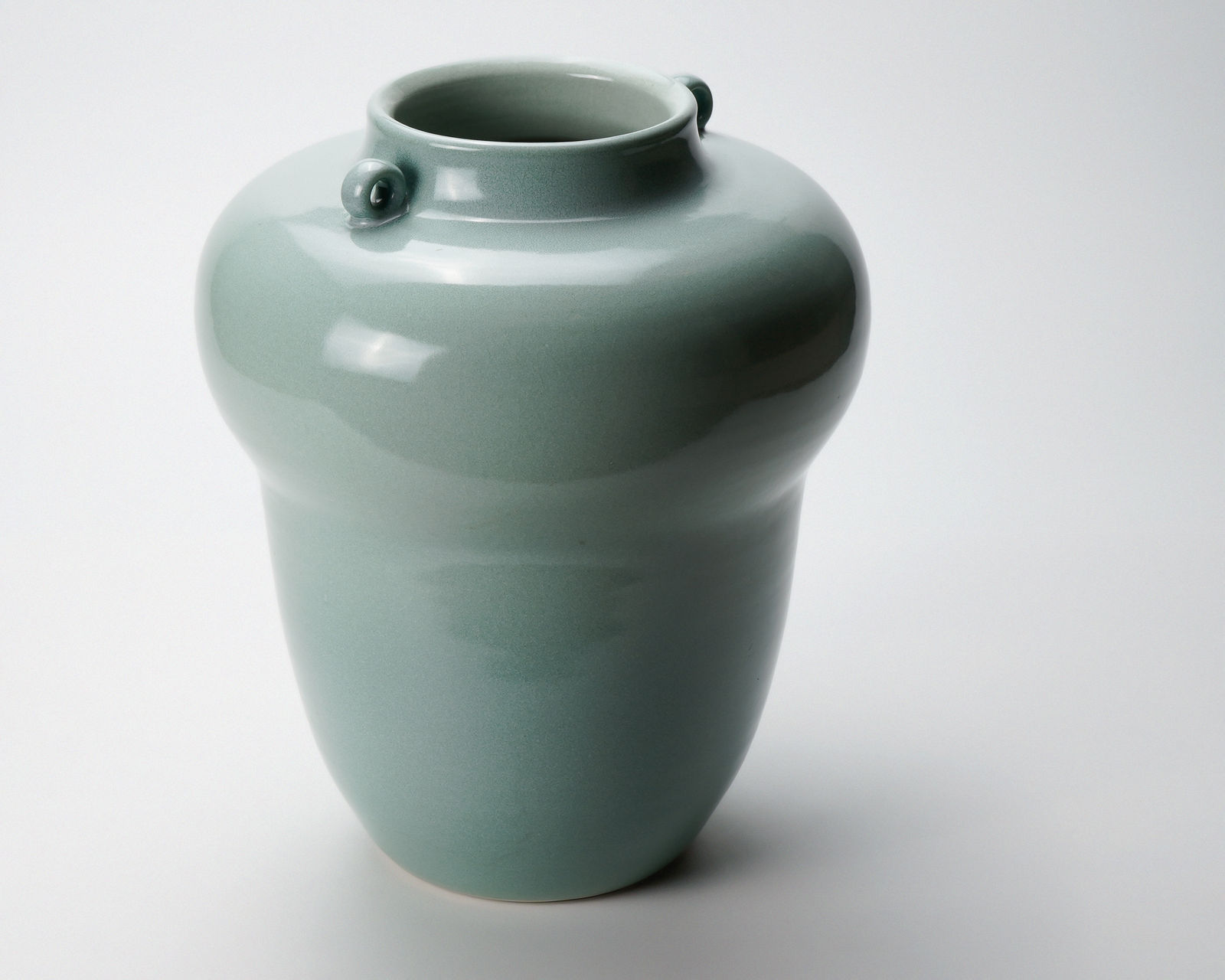 Miyanohara Ken 宮之原 謙, Celadon Flower Vase with Ring Handles, 耳付青磁花挿, circa 1960s