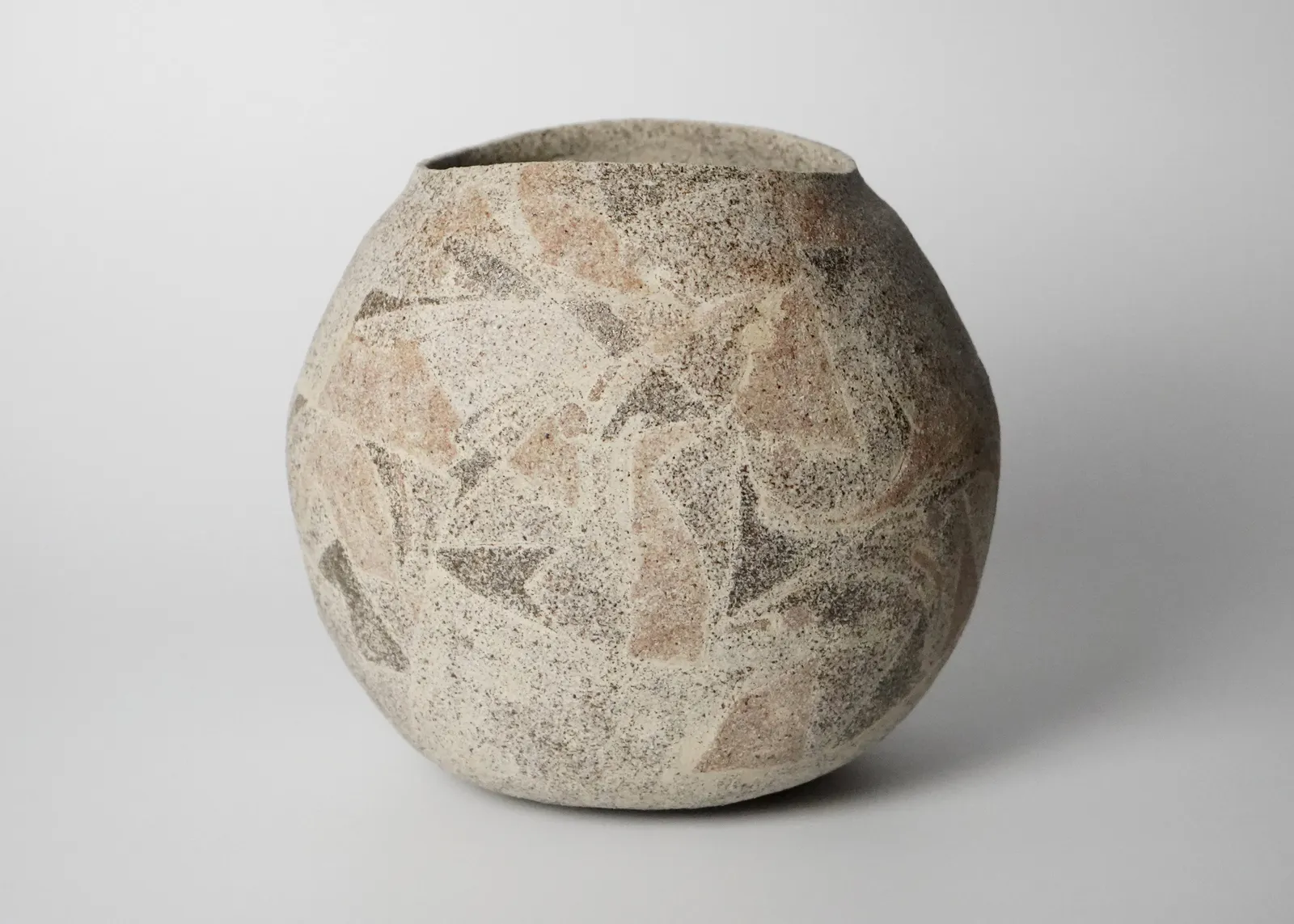 Wada Morihiro 和太守卑良, Sajifu Soumonki Flat Vase 砂瓷風草文 扁壺, 1982-1983