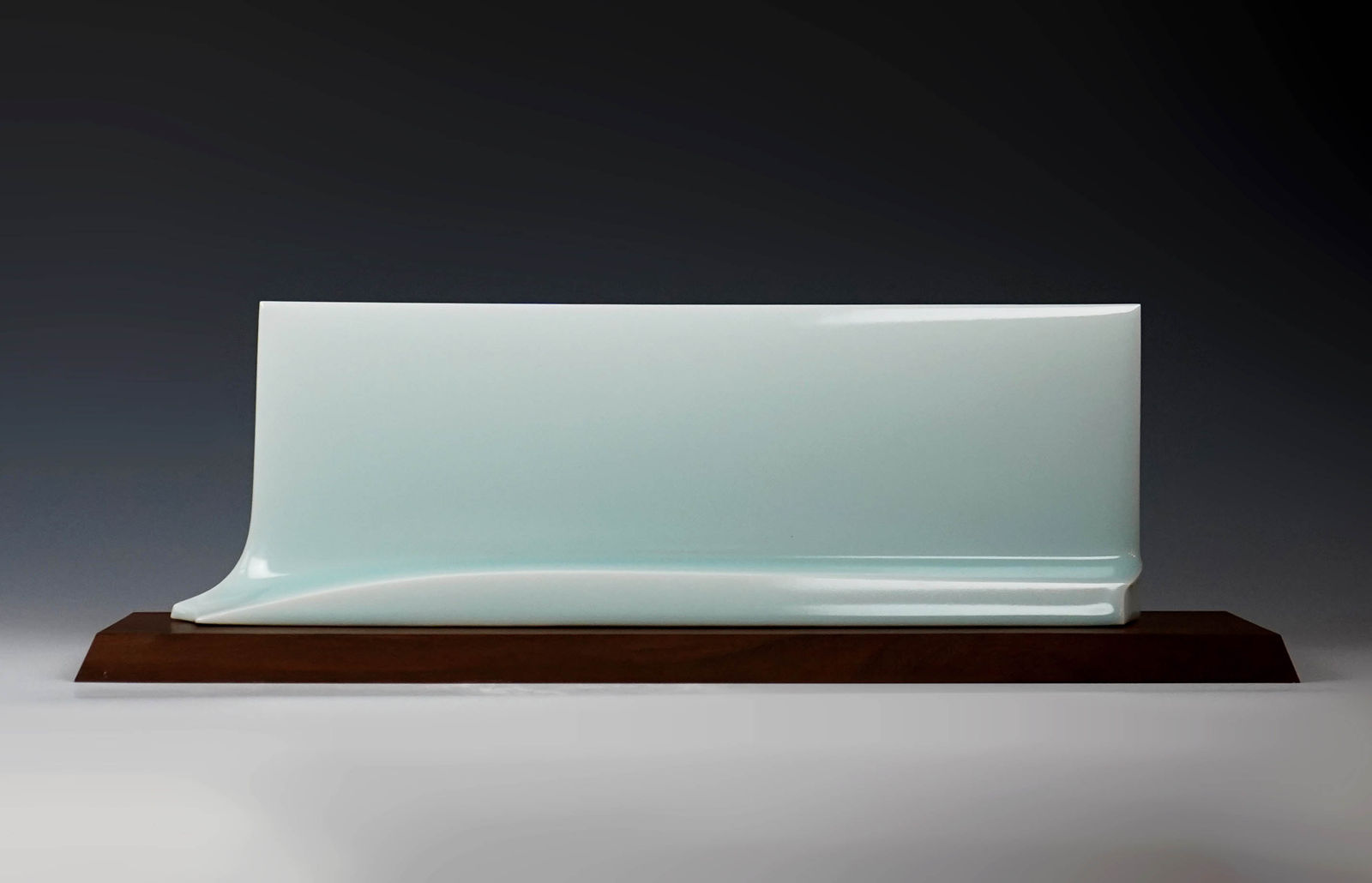 Fukami Sueharu 深見 陶治, Untitled porcelain sculpture 無題 , 1985