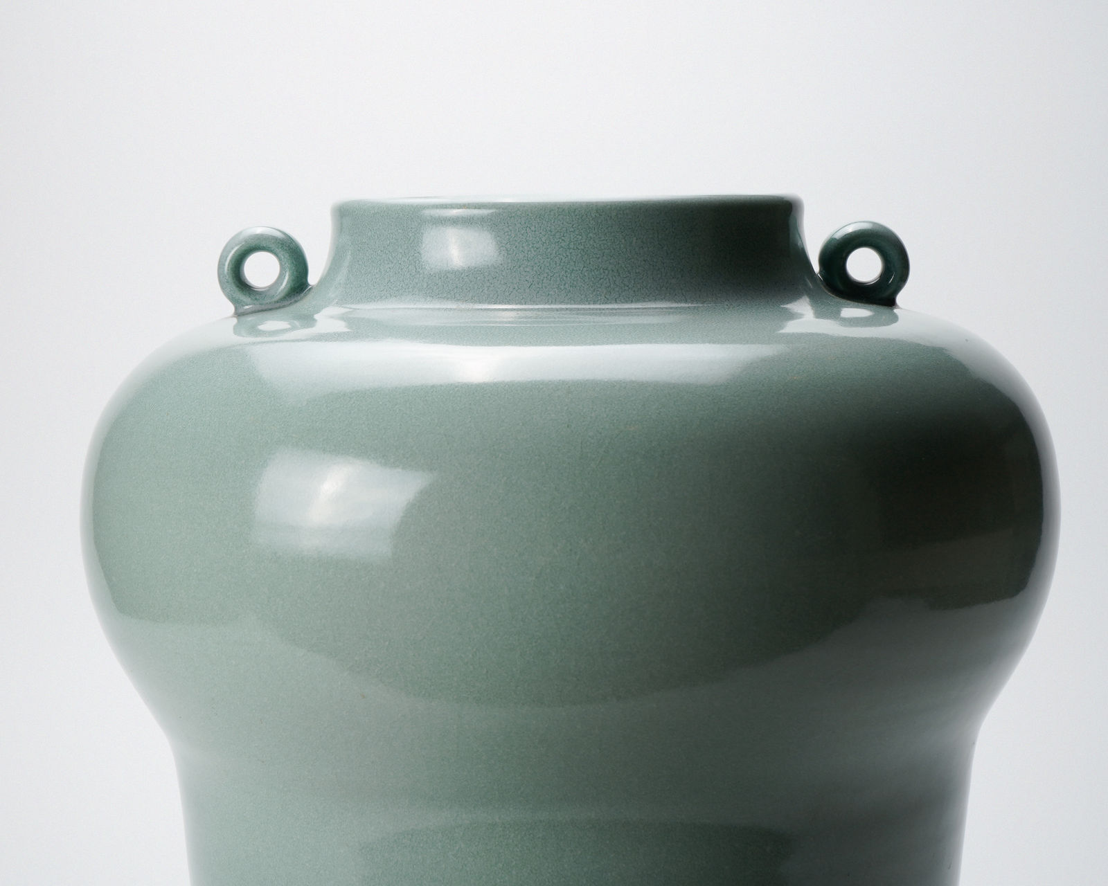 Miyanohara Ken 宮之原 謙, Celadon Flower Vase with Ring Handles, 耳付青磁花挿, circa 1960s