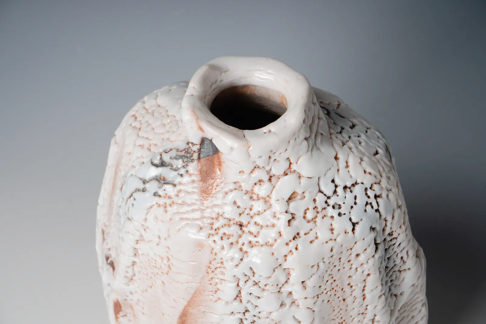 Hayashi Shotaro 林正太郎, Shino Flat Jar 扁壷