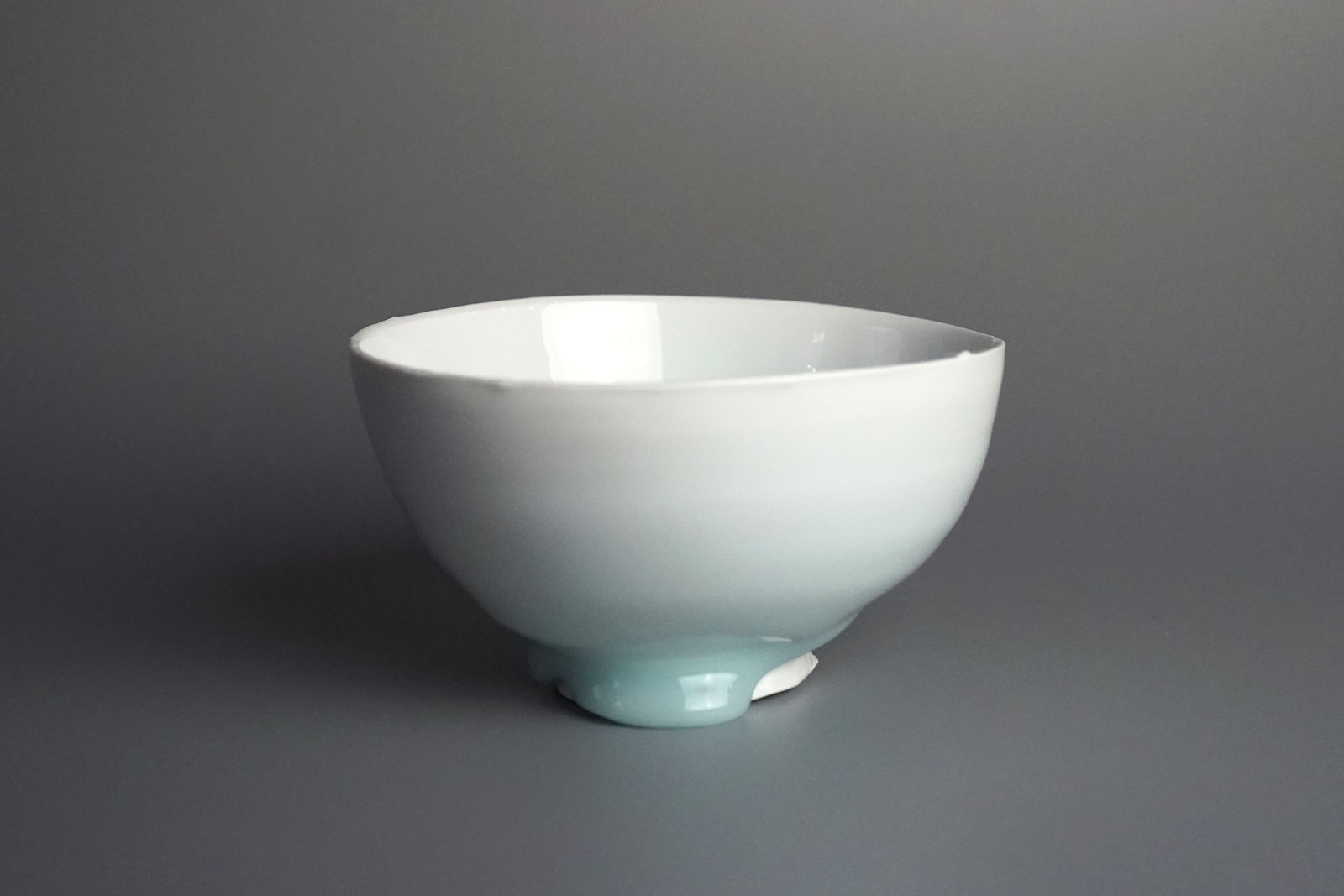 Kato Tsubusa 加藤委, Seihakuji Teabowl 青白磁 茶碗