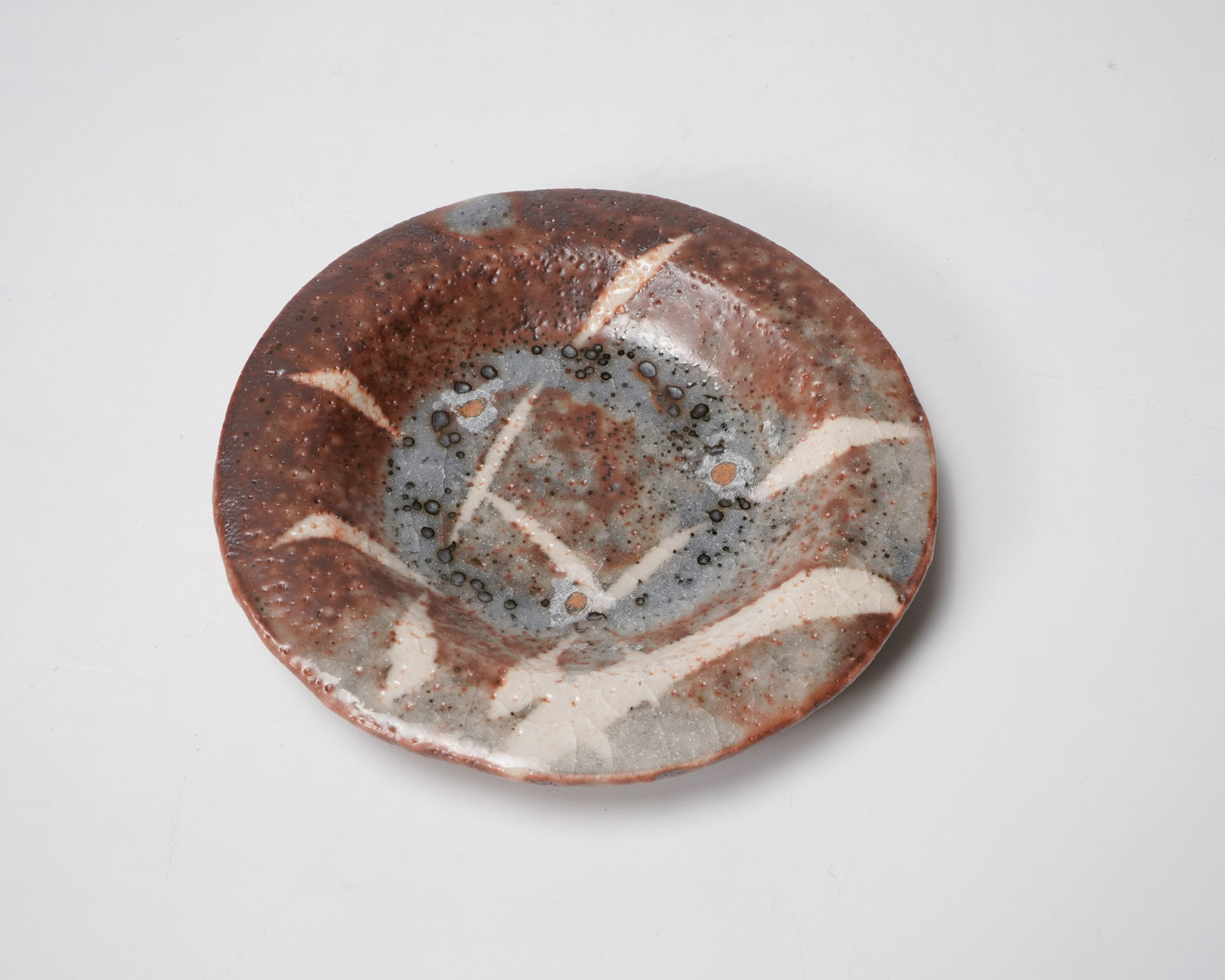 Wakao Toshisada 若尾利貞, Nezumi (Gray) Shino Plates 鼠志野 豆皿, 1980's