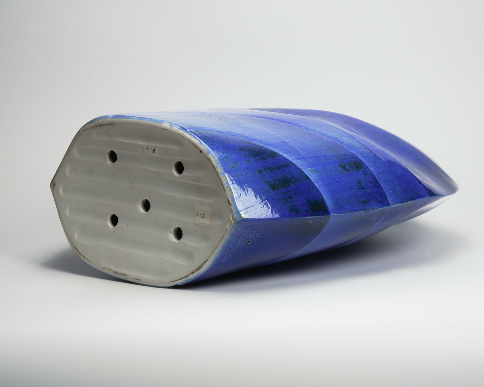 Miyanaga Tozan III (Rikichi) 三代宮永東山, On the way (Round), 2003