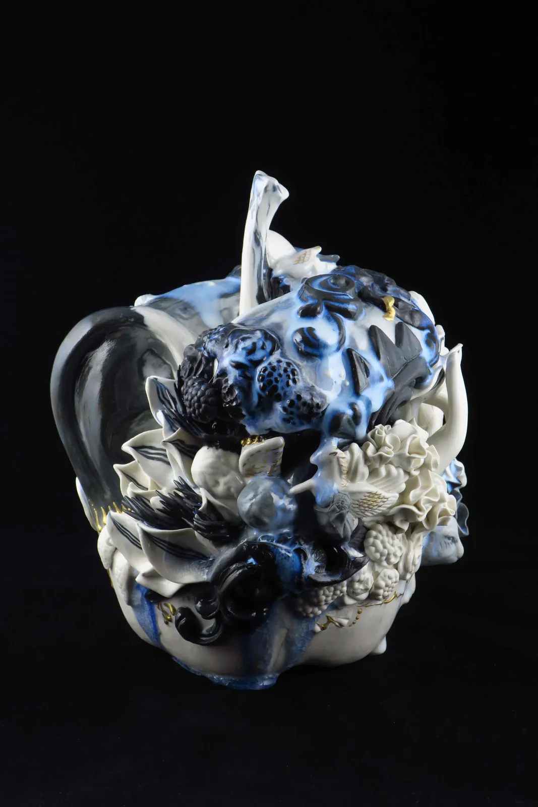 Oishi Sayaka 大石早矢香, Sensitive Apple - Black&White, 2022