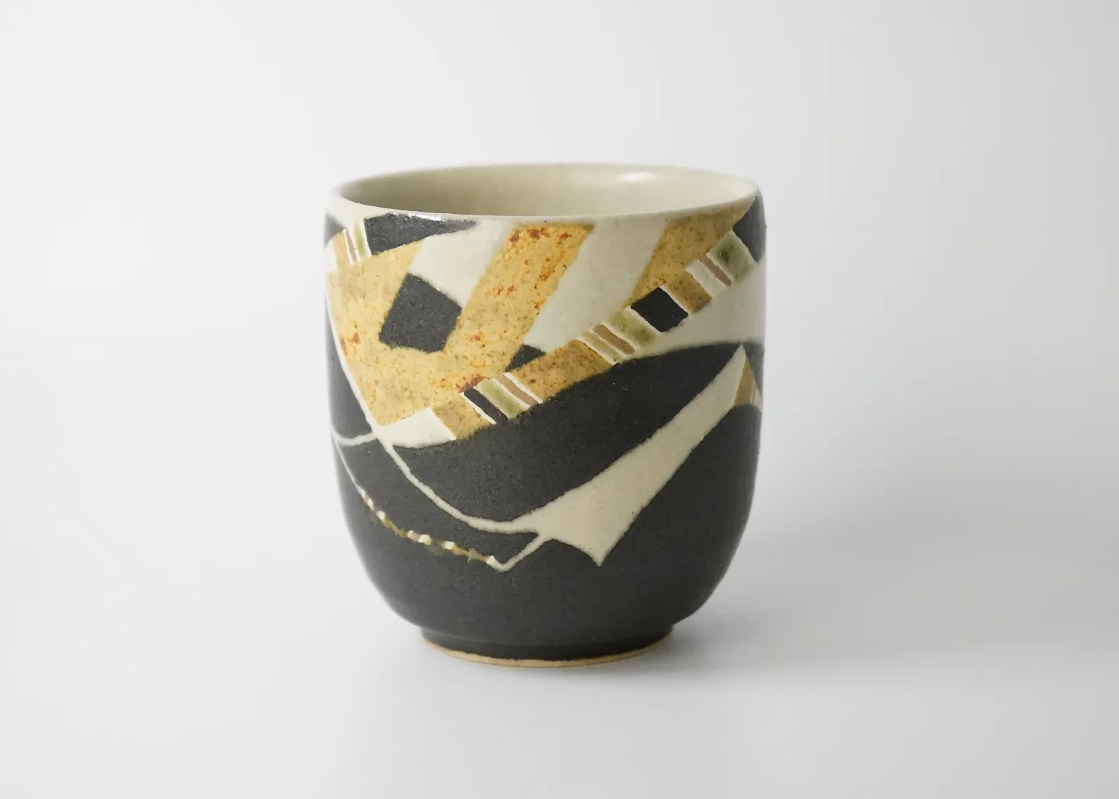 Wada Morihiro 和太守卑良, Yunomi 双翅文