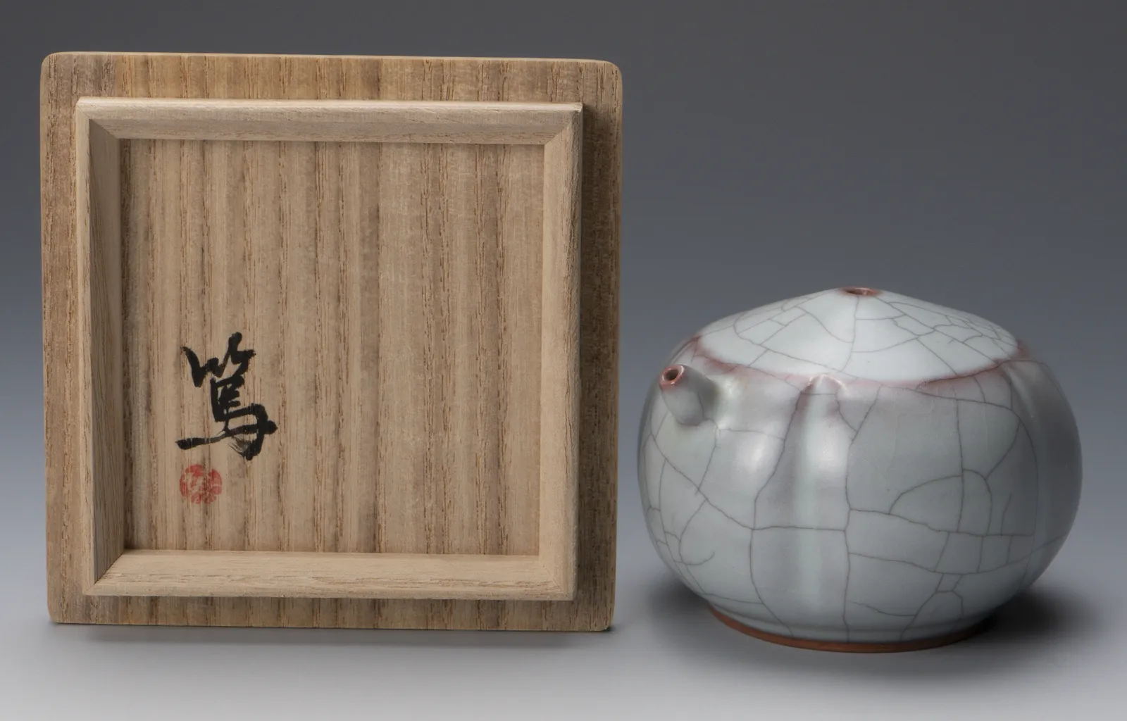 Takagaki Atsushi 高垣 篤, Water dropper with celadon glaze on red clay