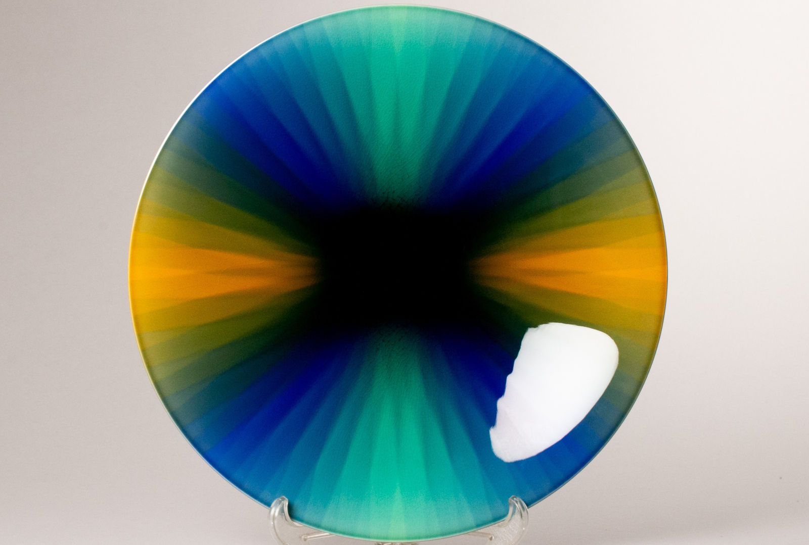 TOKUDA Yasokichi Ⅲ 3代 徳田八十吉, Plate with Polychrome Enamel Overglaze 旋律