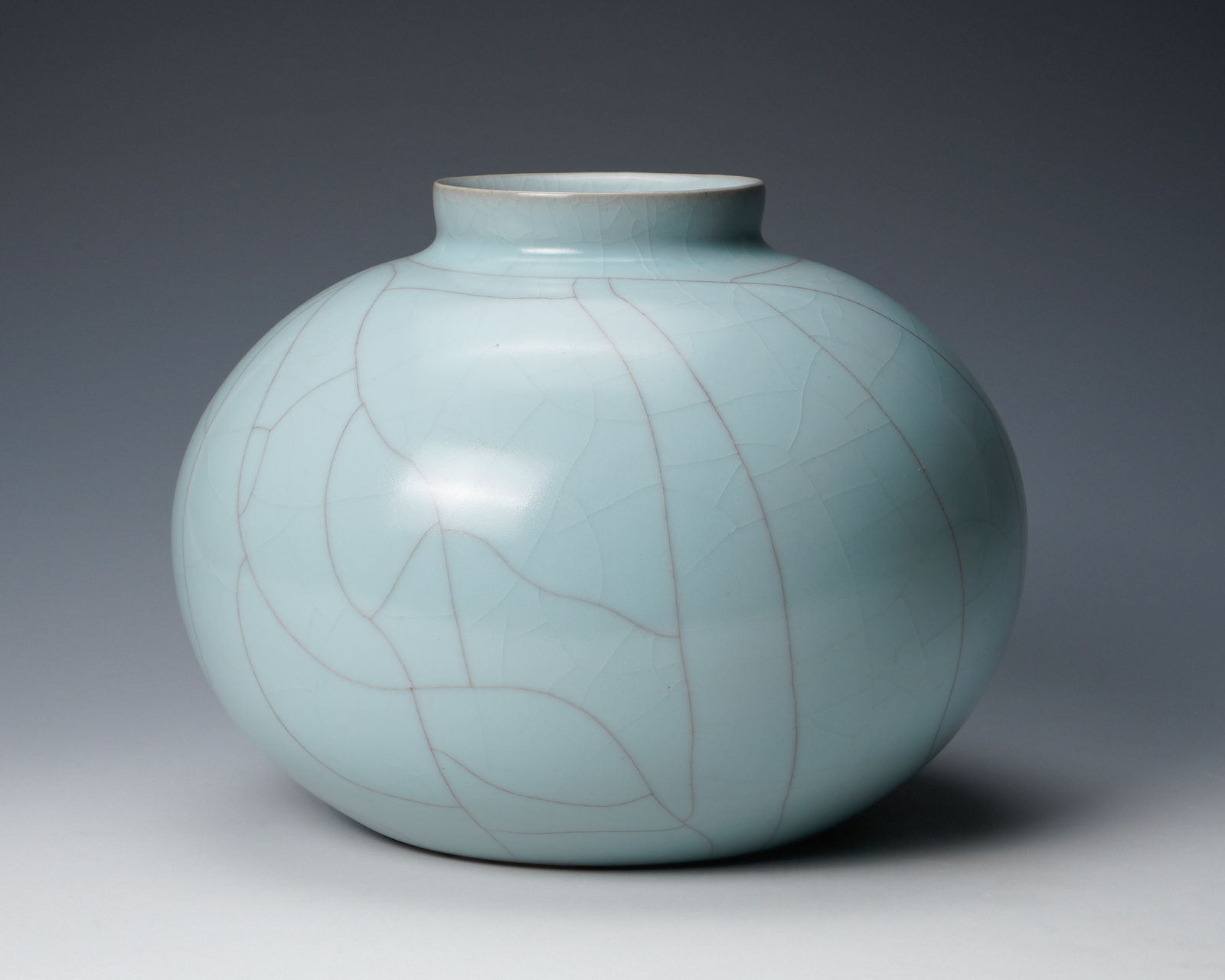 SUZUKI Sansei 鈴木三成, Celadon jar, 2003