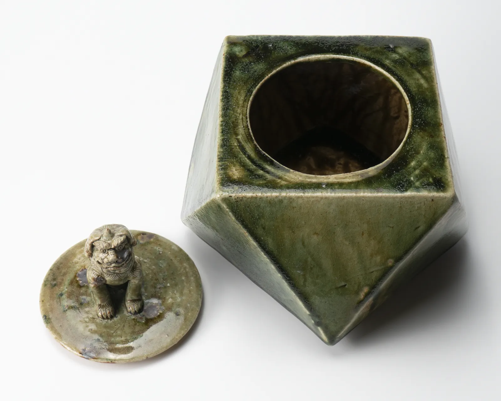 Koyama Tomonori 小山智徳, Oribe water jar, 2024