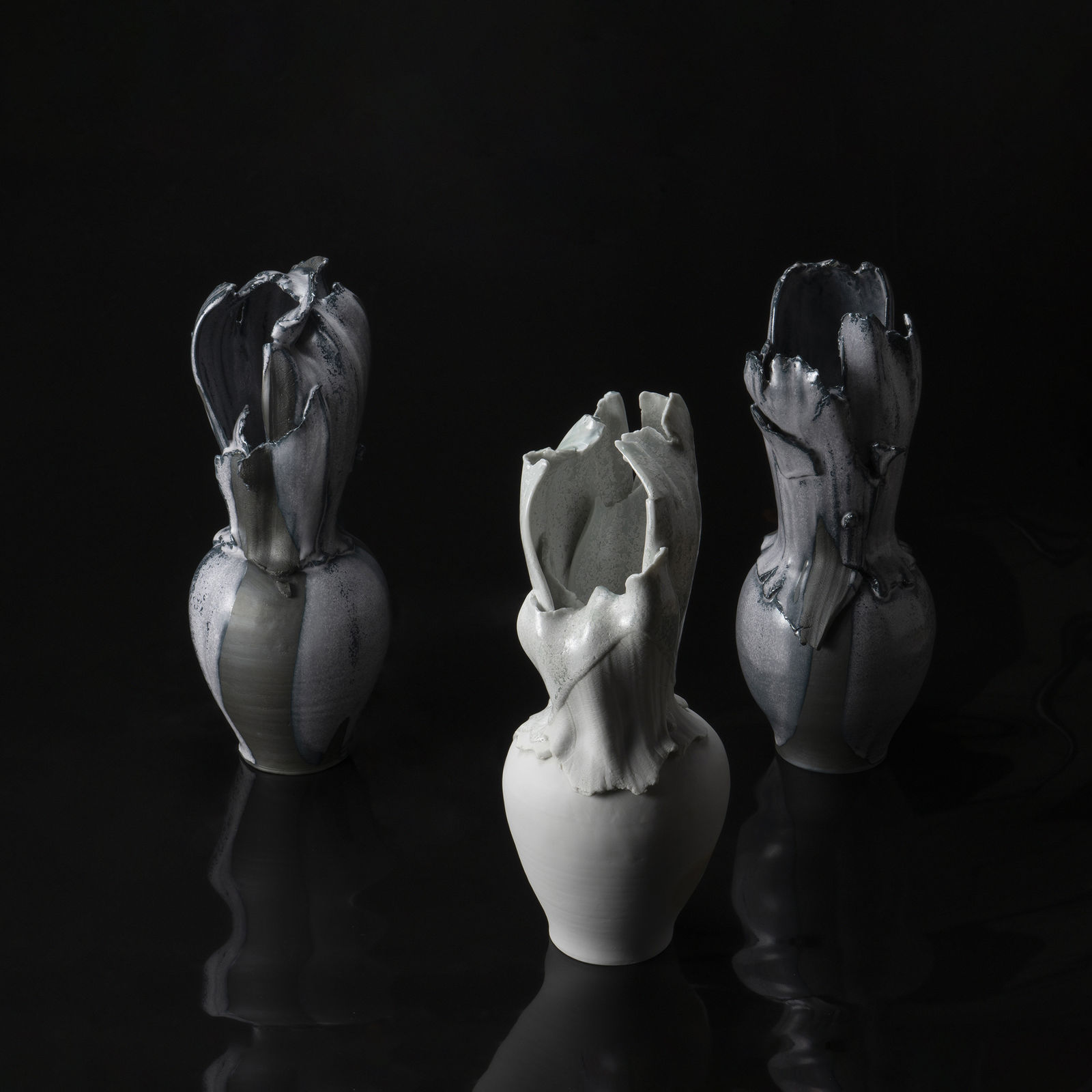 Kato Mami 加藤真美, No.8 Frost glazed flower vase" Kishibe", white, 2023