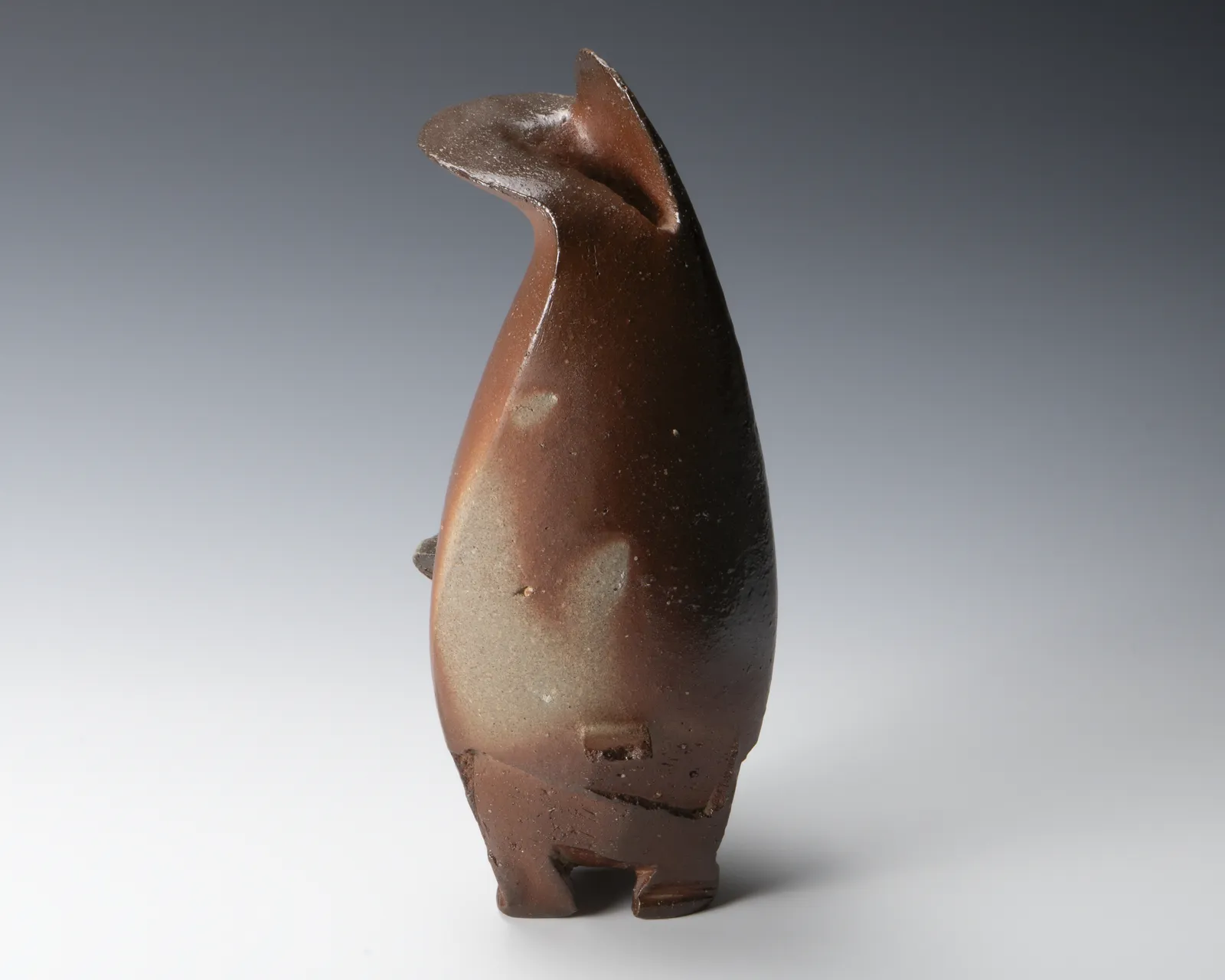 Kakurezaki Ryuichi 隠崎隆一, Bizen flower vase