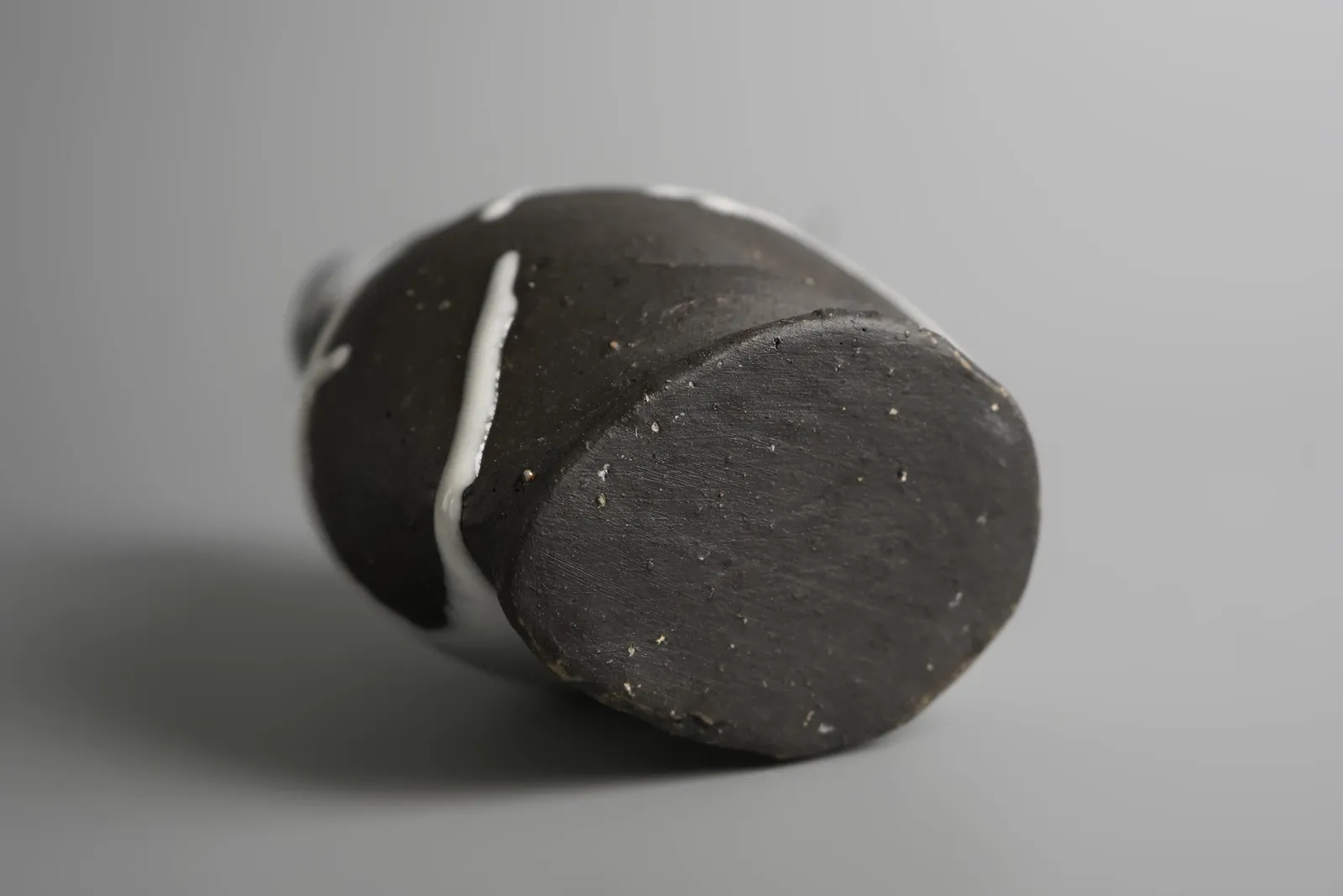 Kakurezaki Ryuichi 隠崎隆一, Tokkuri 徳利, 2013