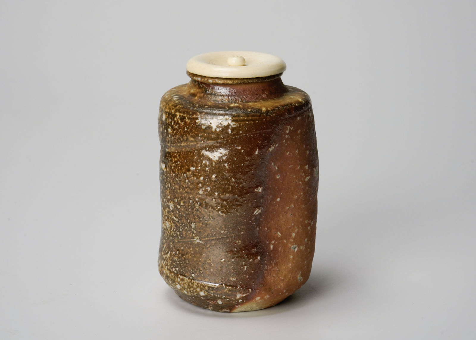 UEDA Naokata Ⅴ 五代 上田直方, Shigaraki Tea Caddy 信楽茶入