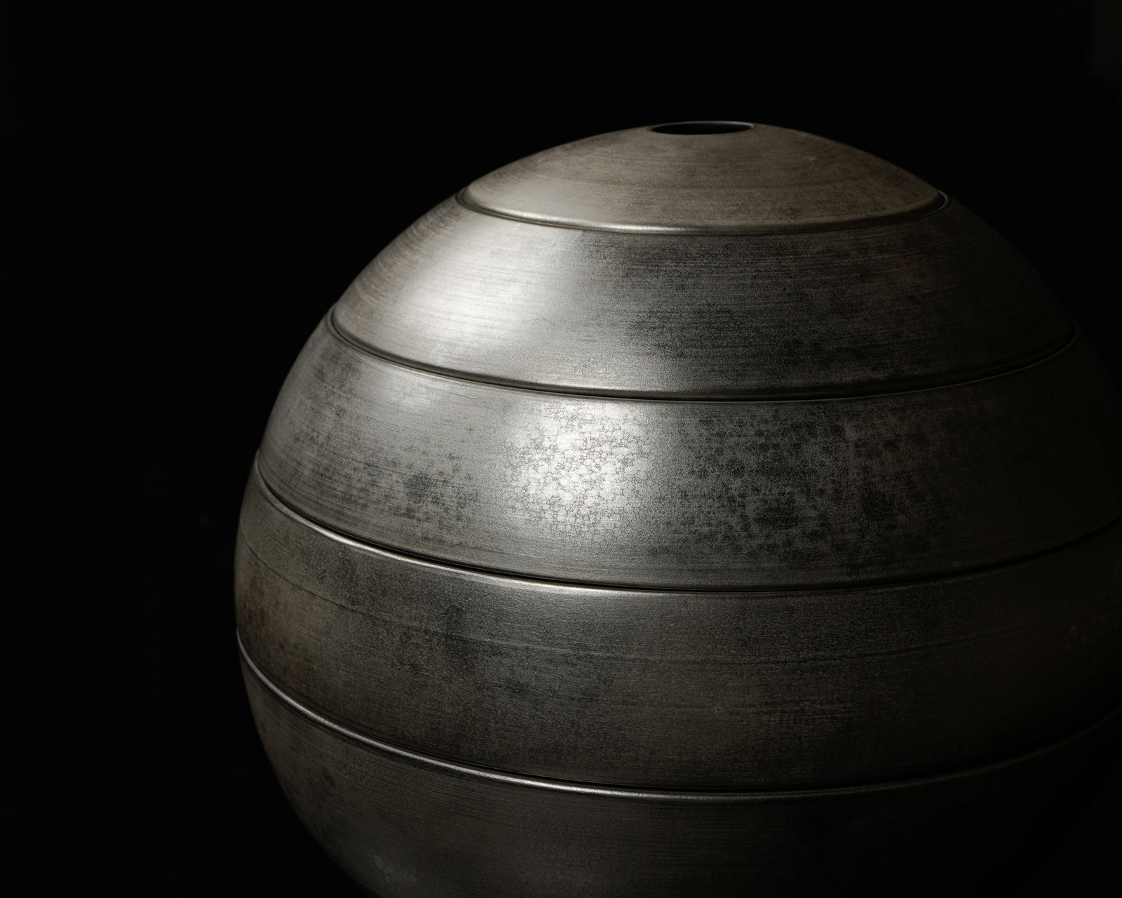 Terauchi Shinji 寺内信二, Five-tiered moon shaped box with silver 本銀彩 Moon Surface 珠型五段重, 2024