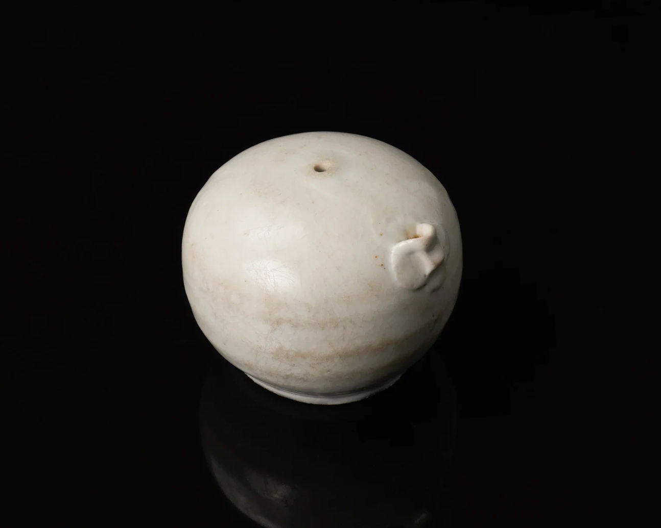 Round shaped water dropper, Joseon dynasty