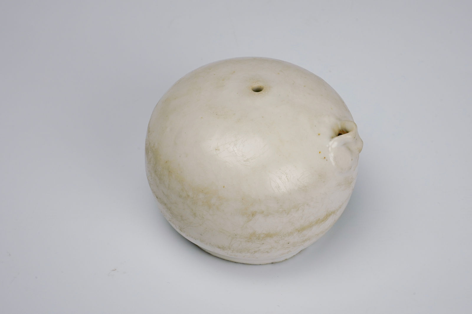 Round shaped water dropper, Joseon dynasty
