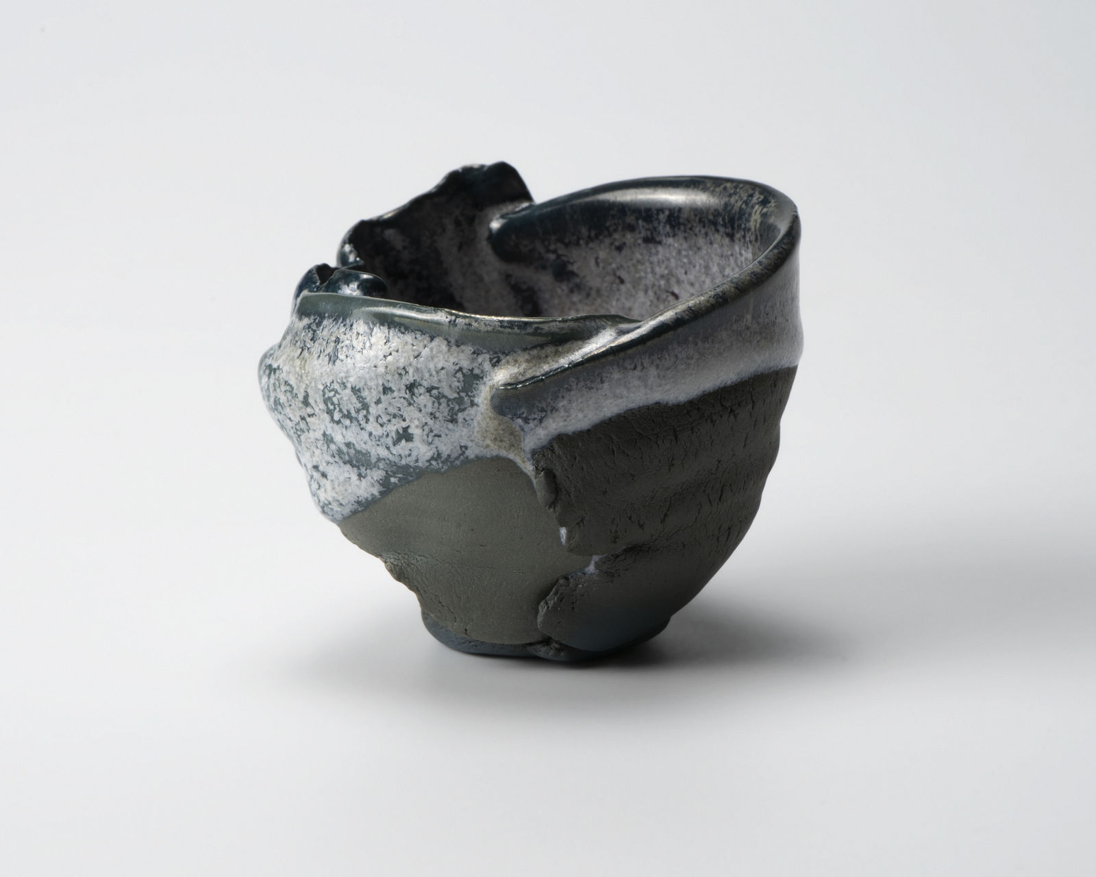 Kato Mami 加藤真美, Frost glazed sake cup 2, 2025
