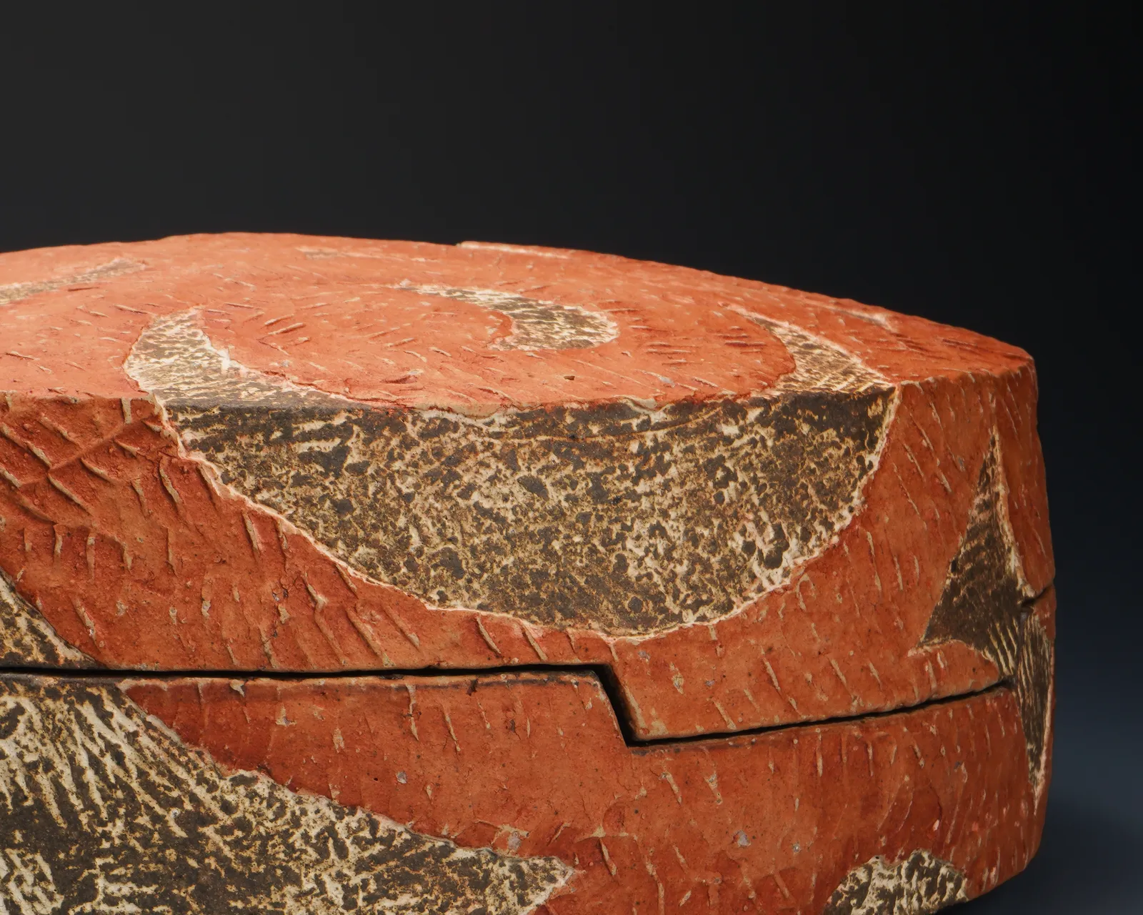 Kako Katsumi 加古勝己, Ash glazed box