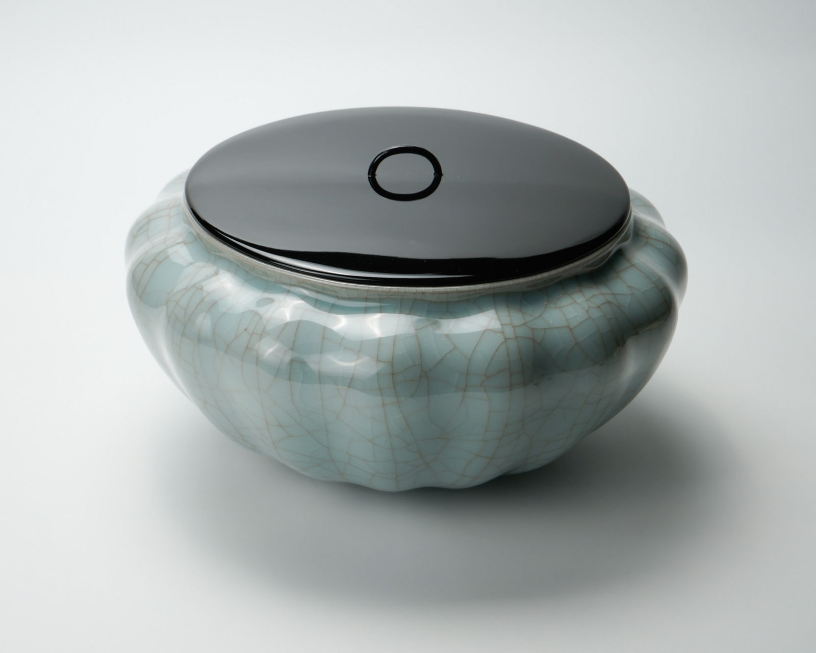 Kawase Shinobu 川瀬 忍, Celadon water jar 青磁水指, Late 1980's