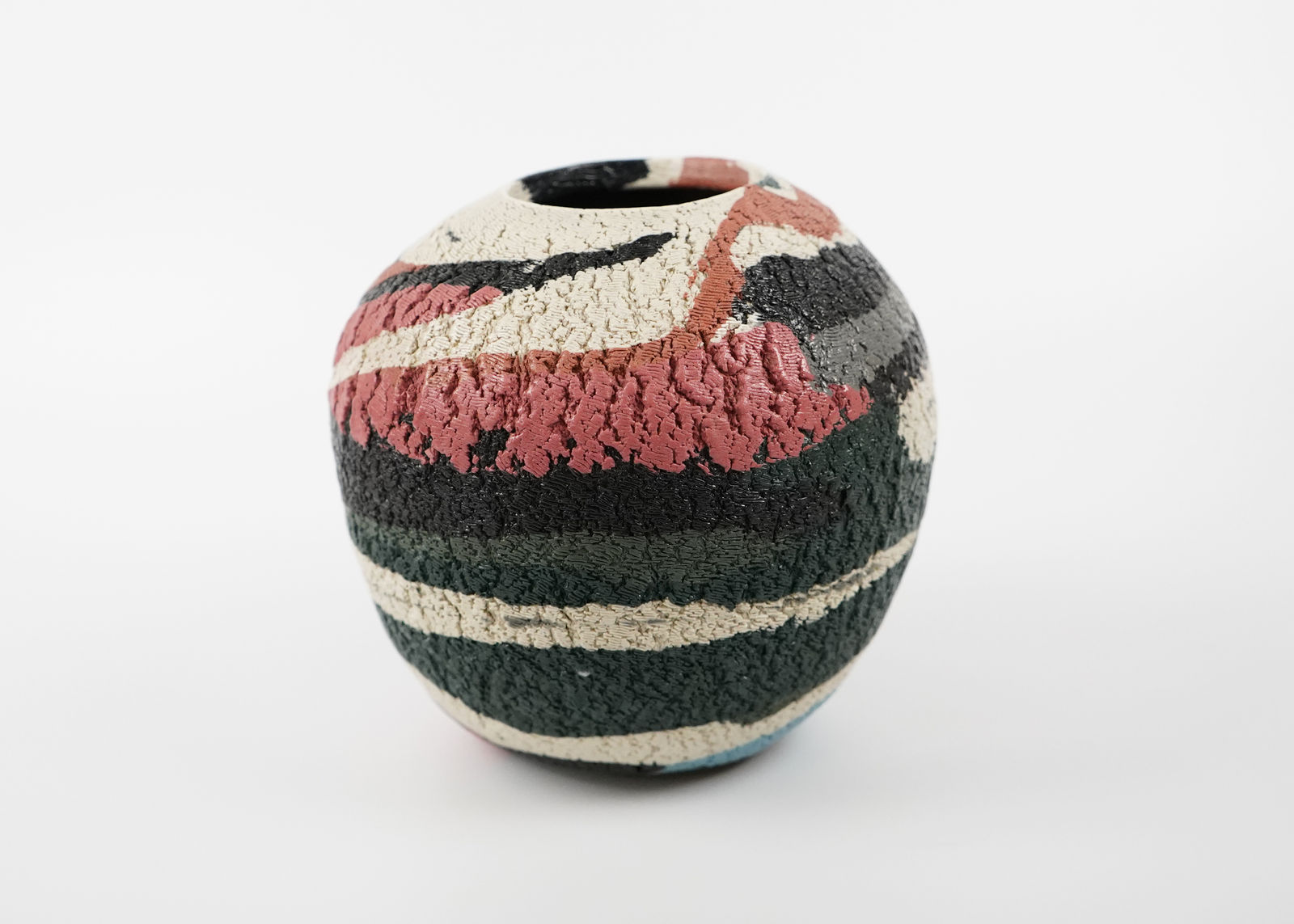 Matsui Kosei 松井康成, Jar, Neriage, Cleft Marbleized 練上嘯裂壺, 1985